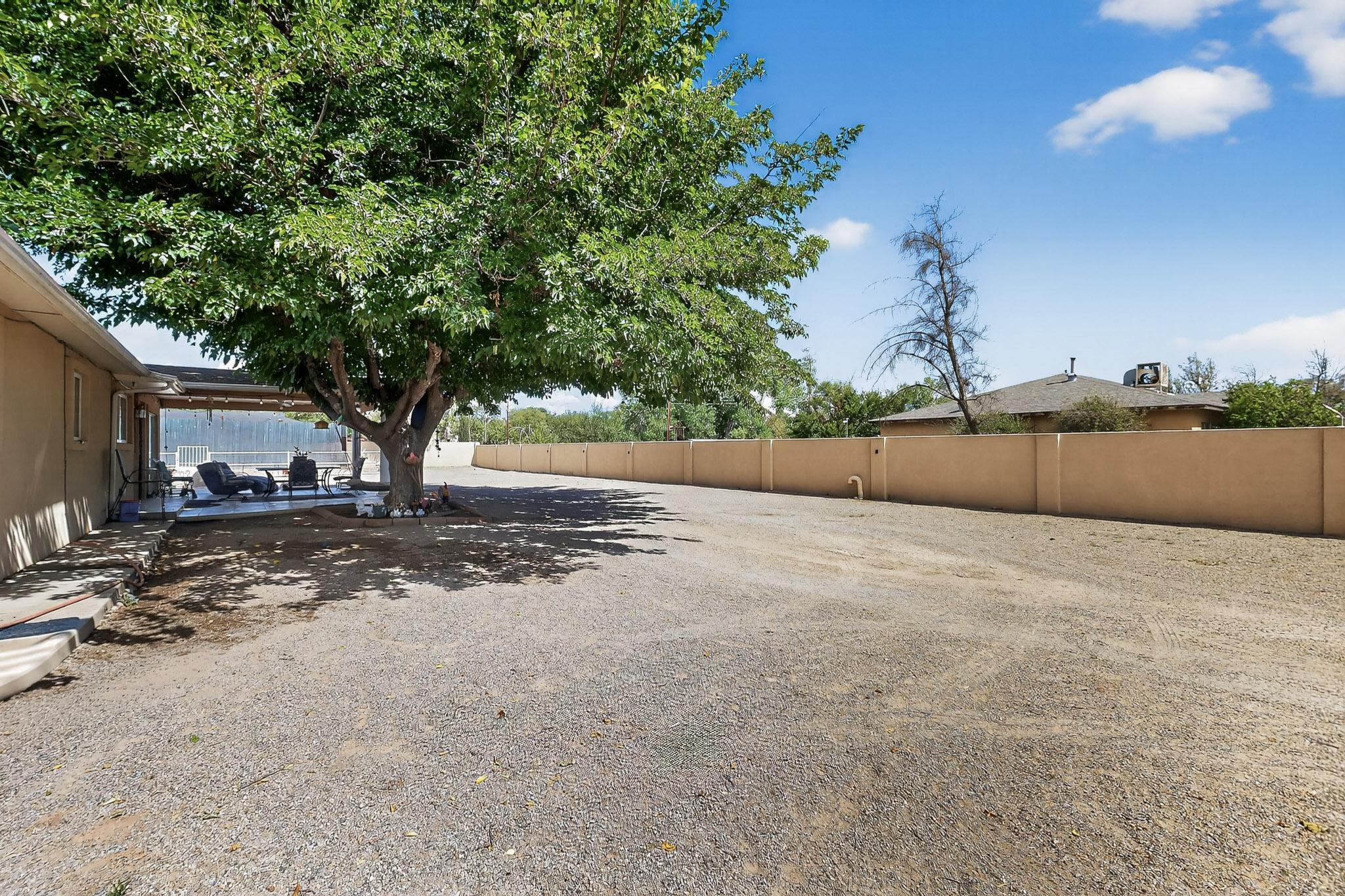 7126 CECILIA Drive SW