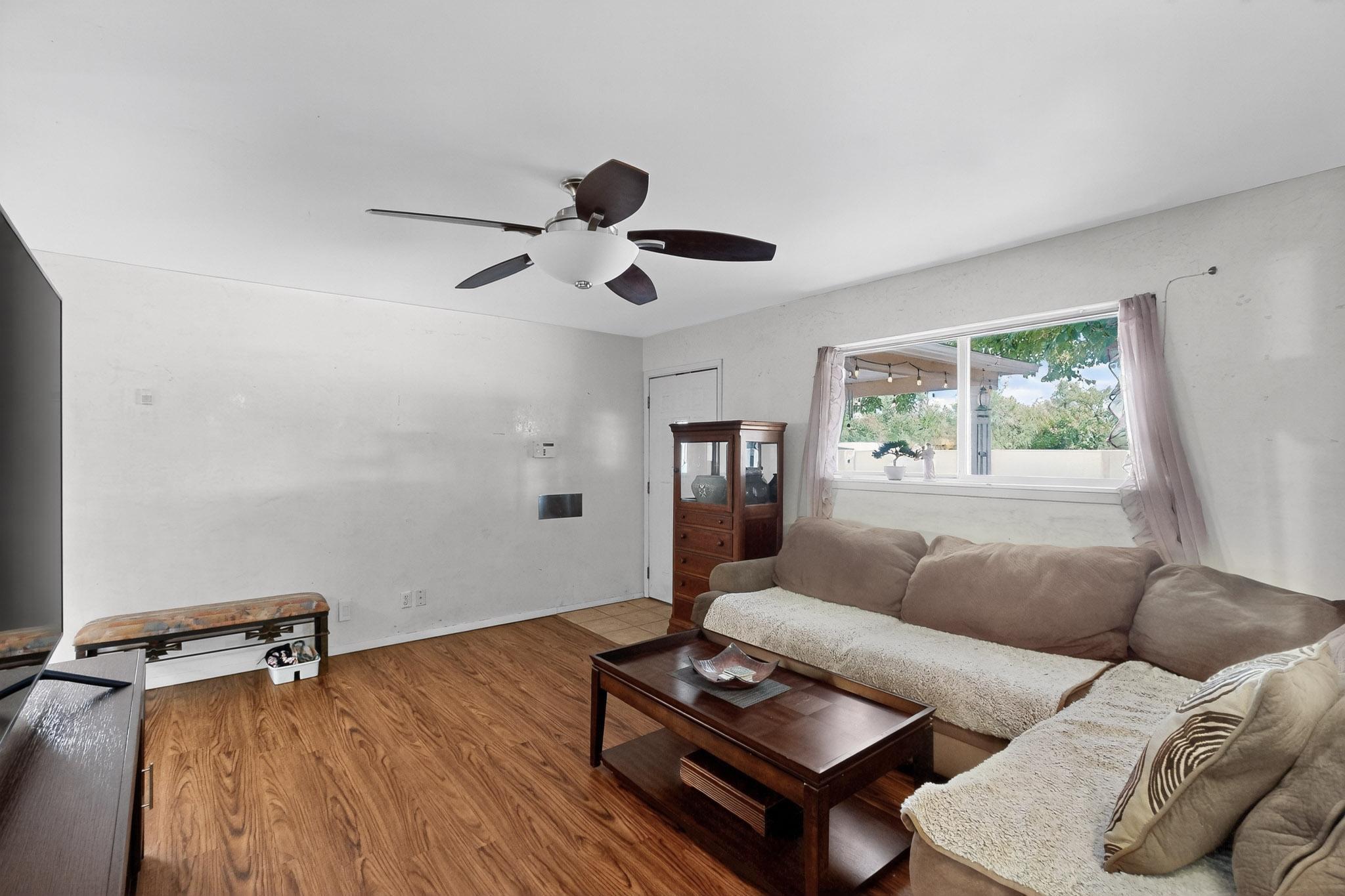 7126 CECILIA Drive SW