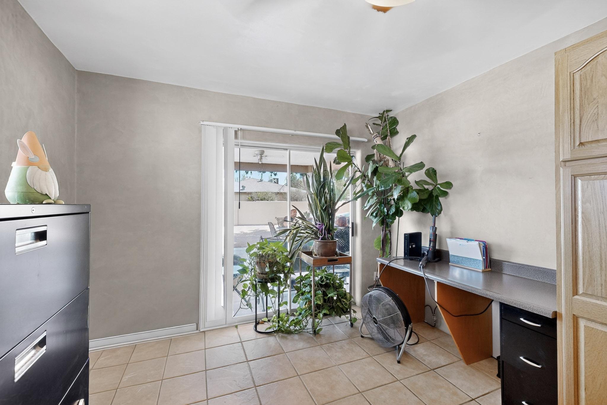 7126 CECILIA Drive SW