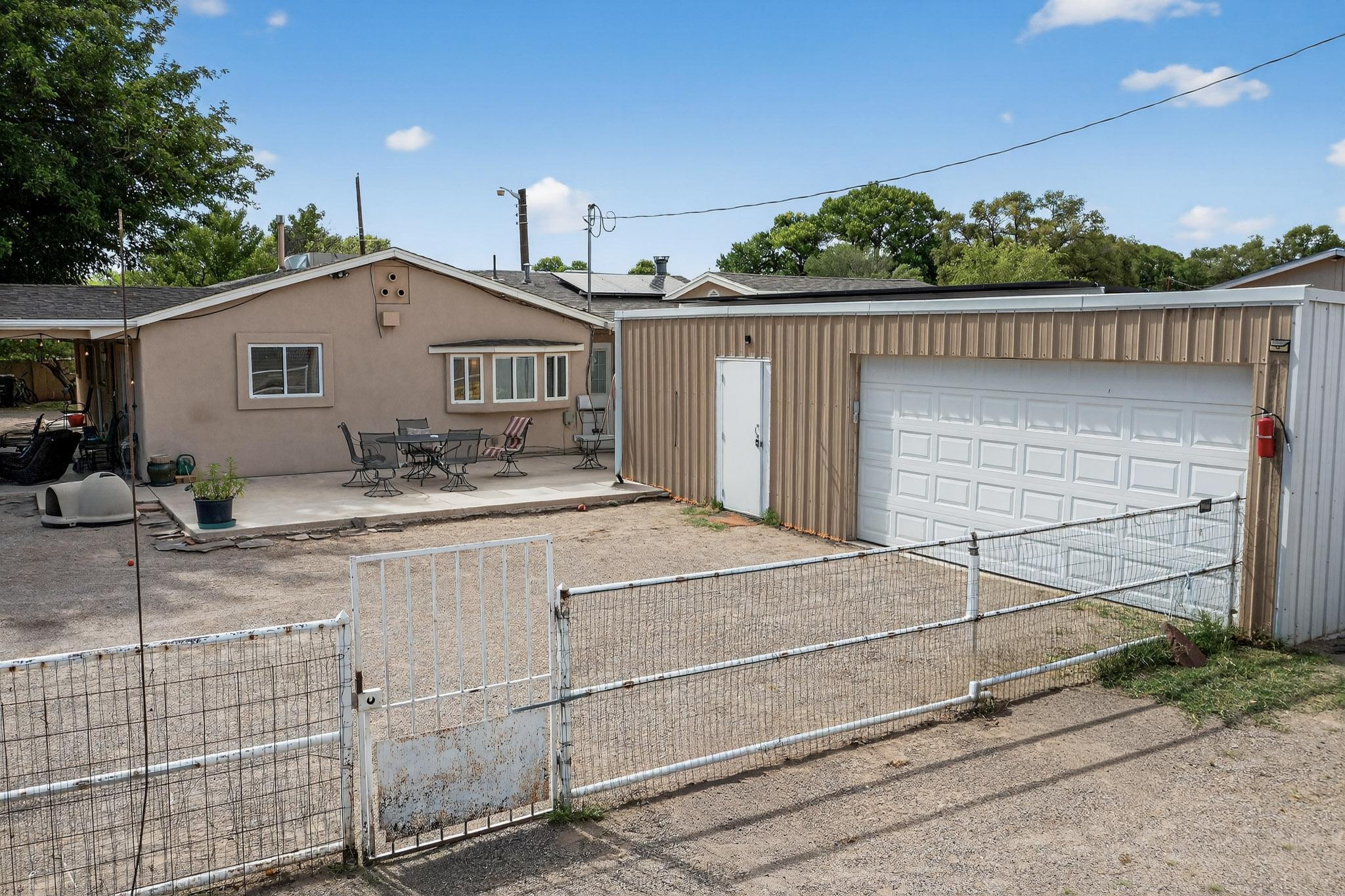 7126 CECILIA Drive SW