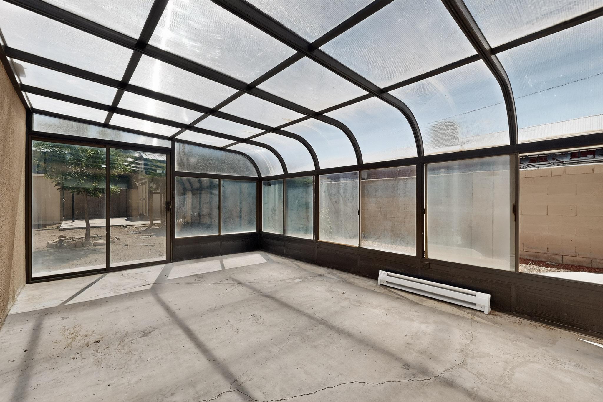 1416 KENTUCKY Street NE