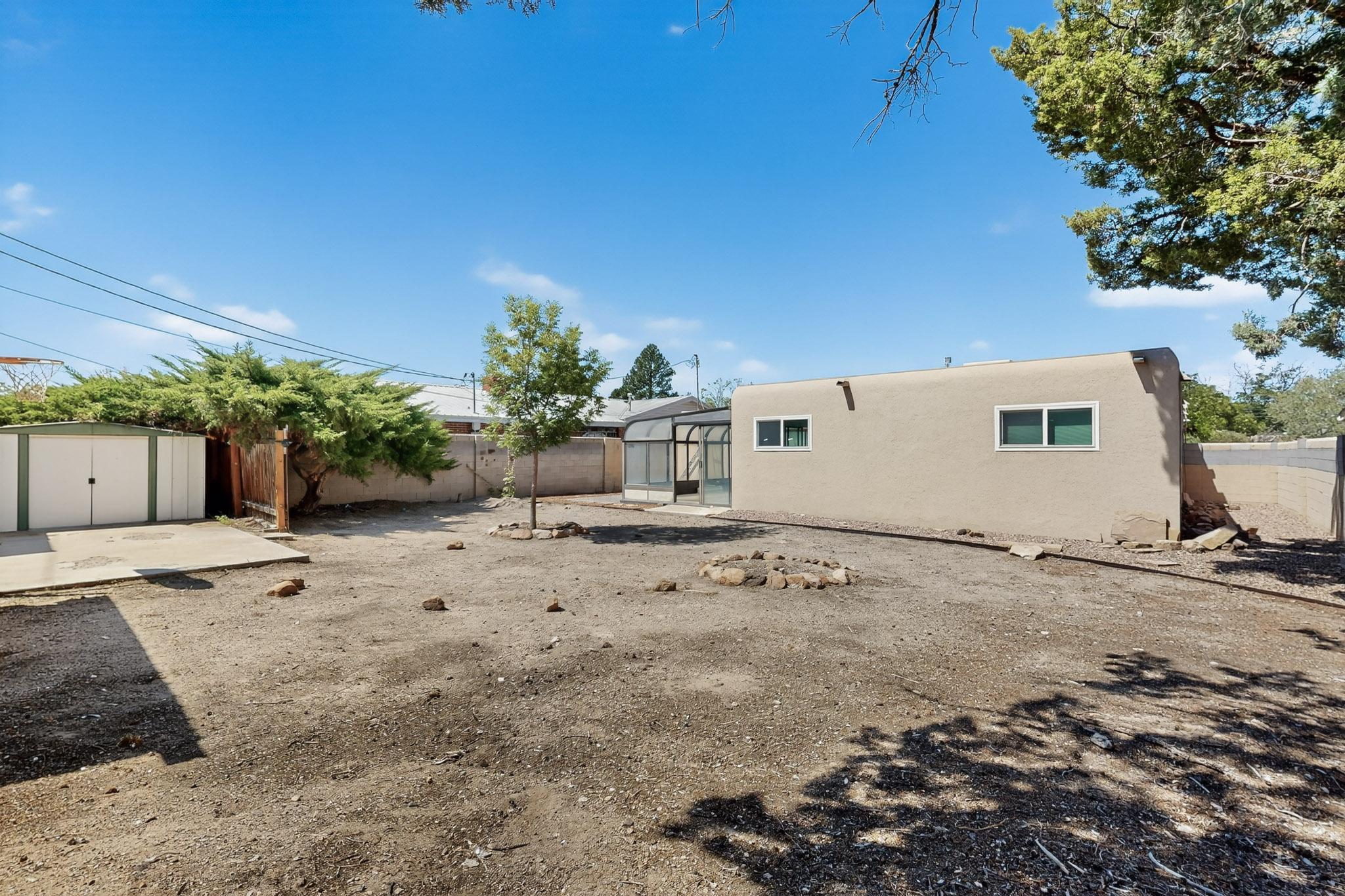 1416 KENTUCKY Street NE