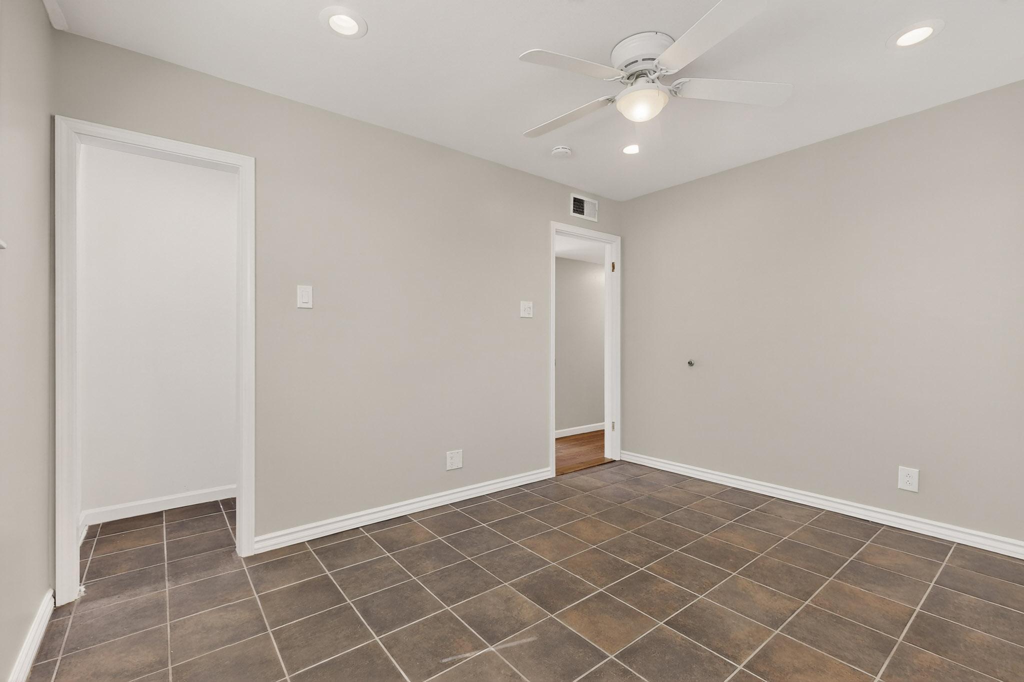 1416 KENTUCKY Street NE