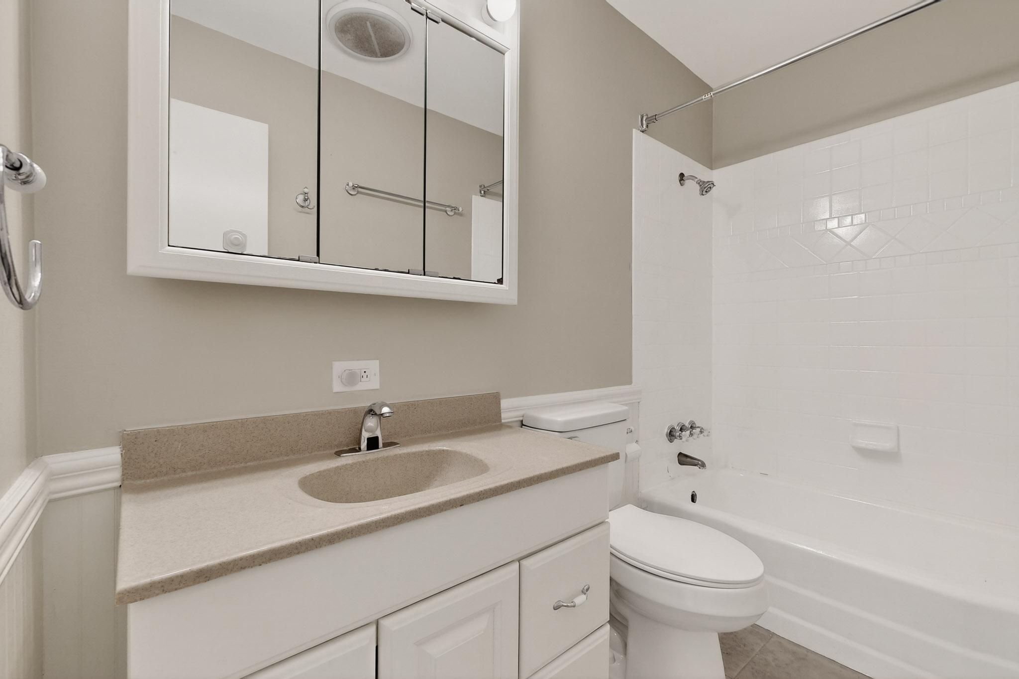 1416 KENTUCKY Street NE