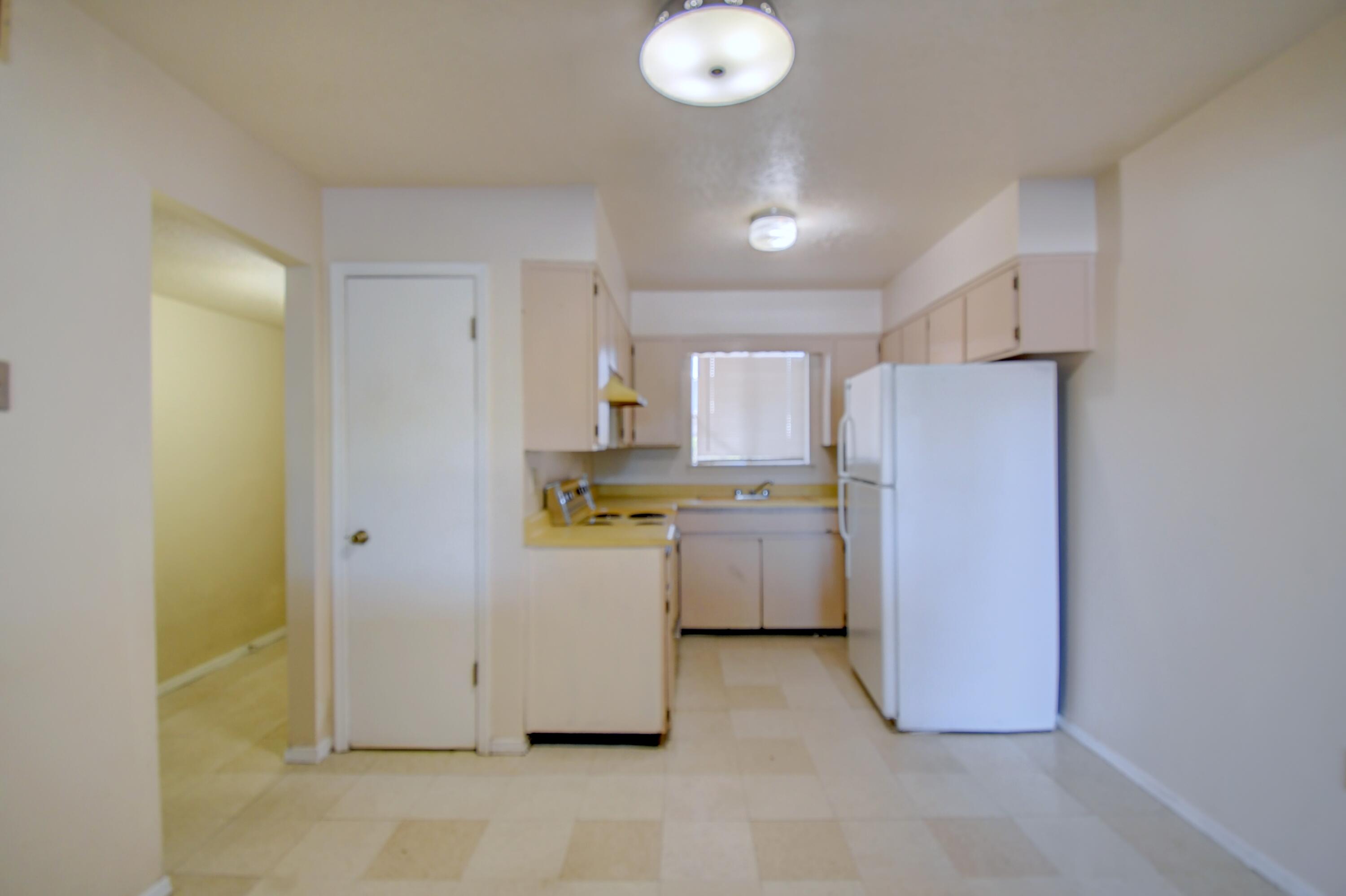1812 Mary Ellen Street NE