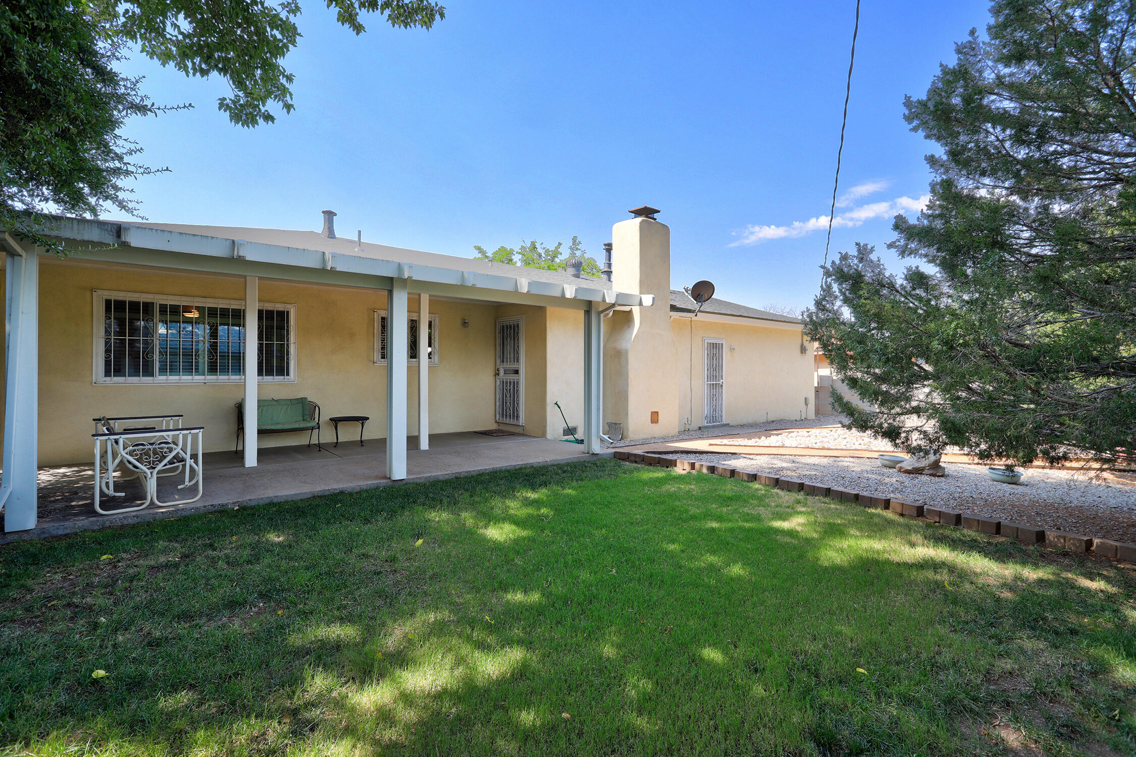 6211 BAKER Avenue NE