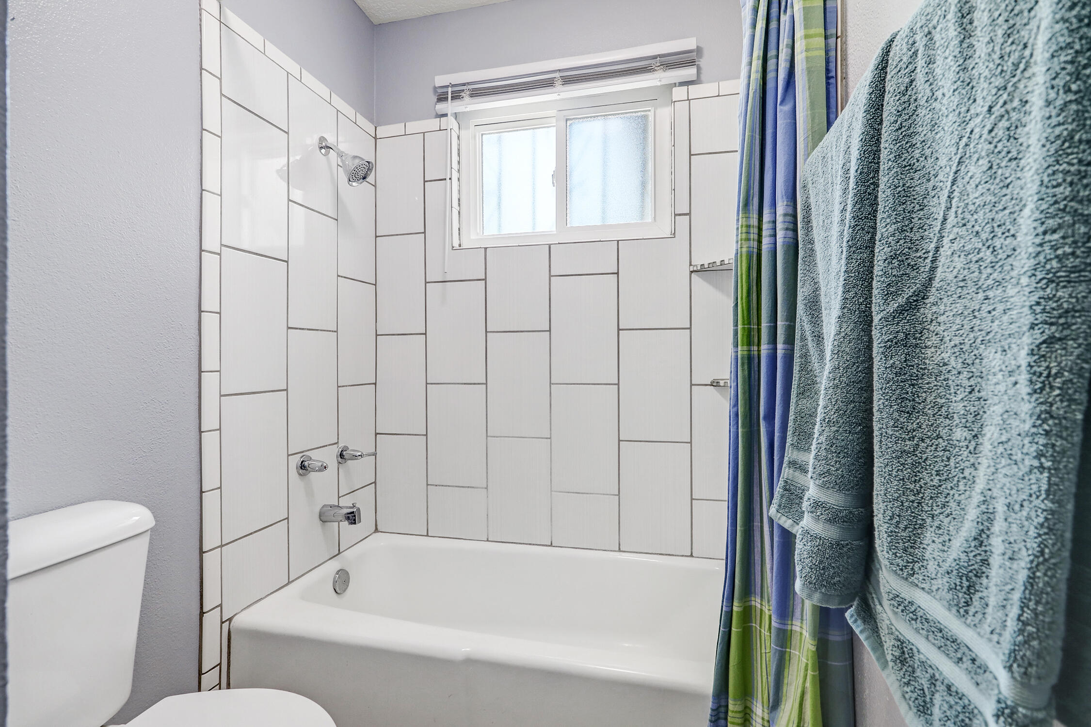 6211 BAKER Avenue NE