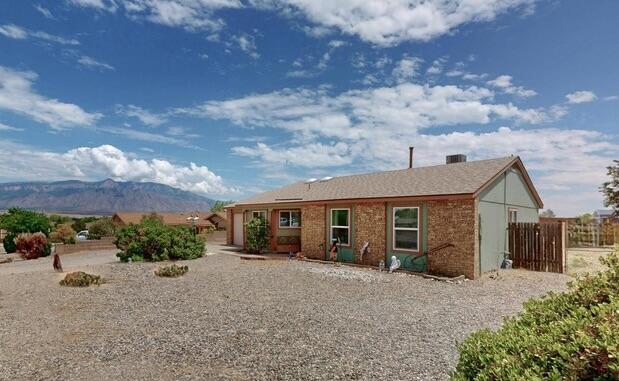 6496 GAMBEL QUAIL Road NE