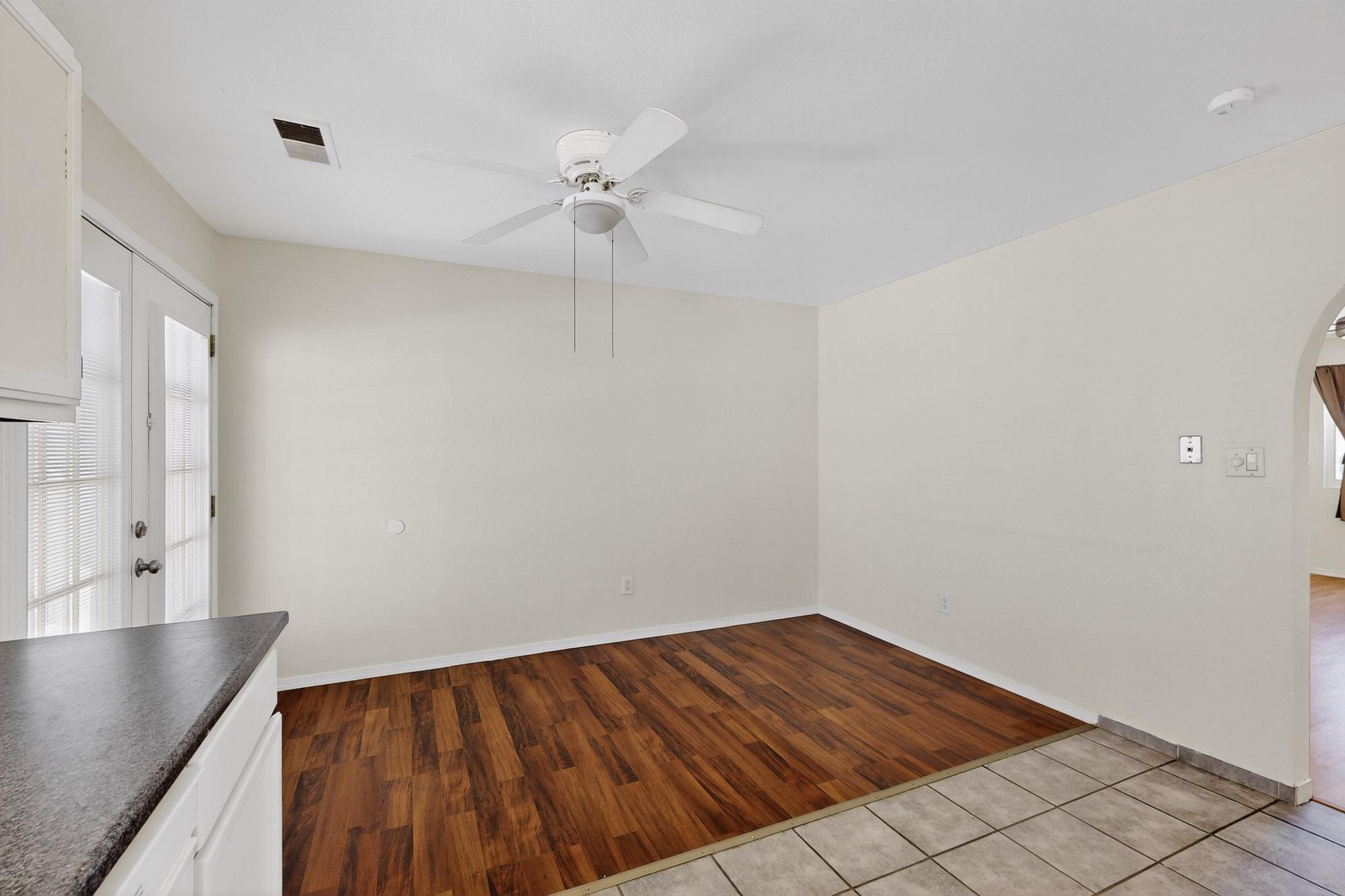 644 HOOD Road SE
