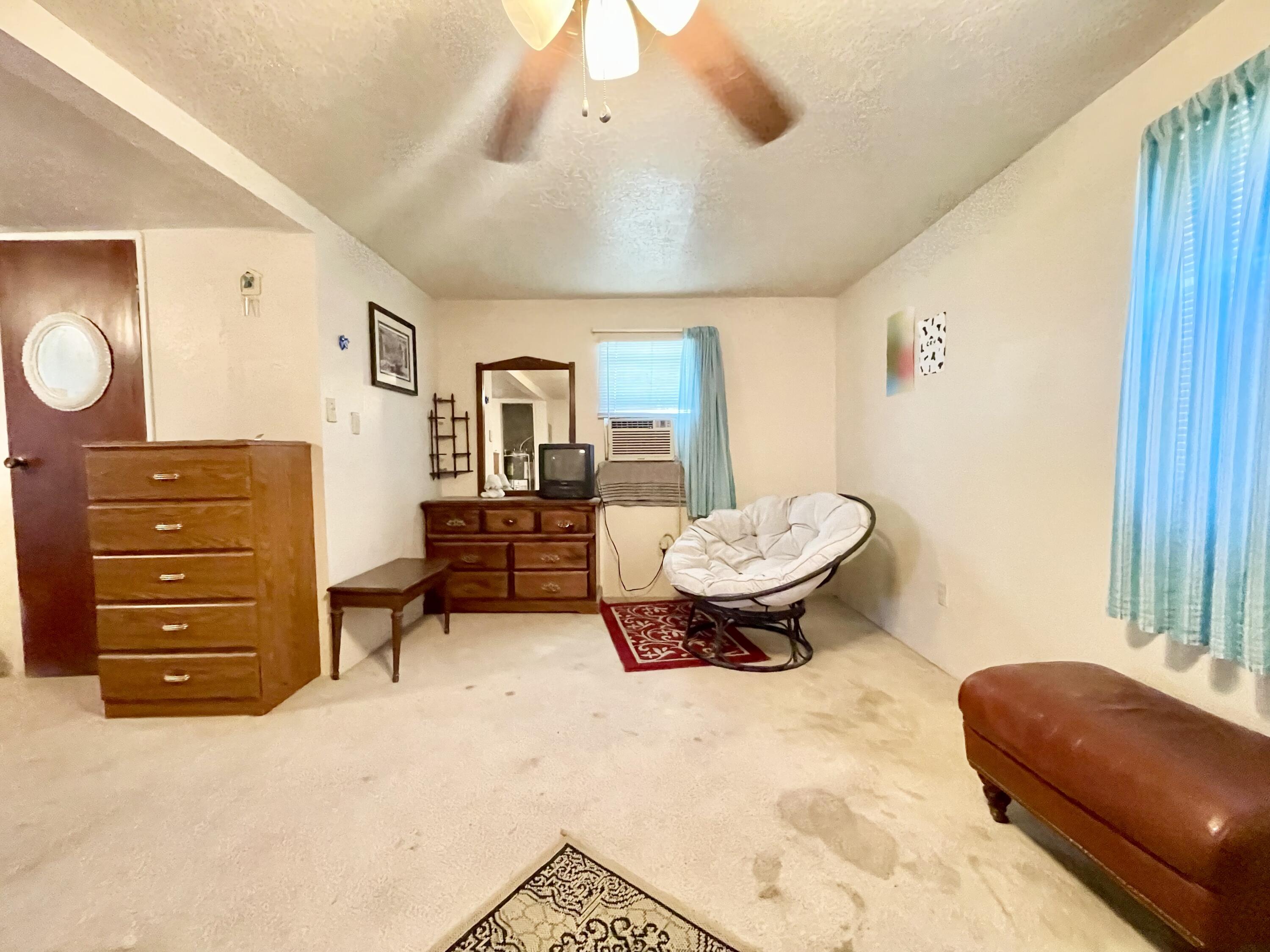61 SORREL Avenue