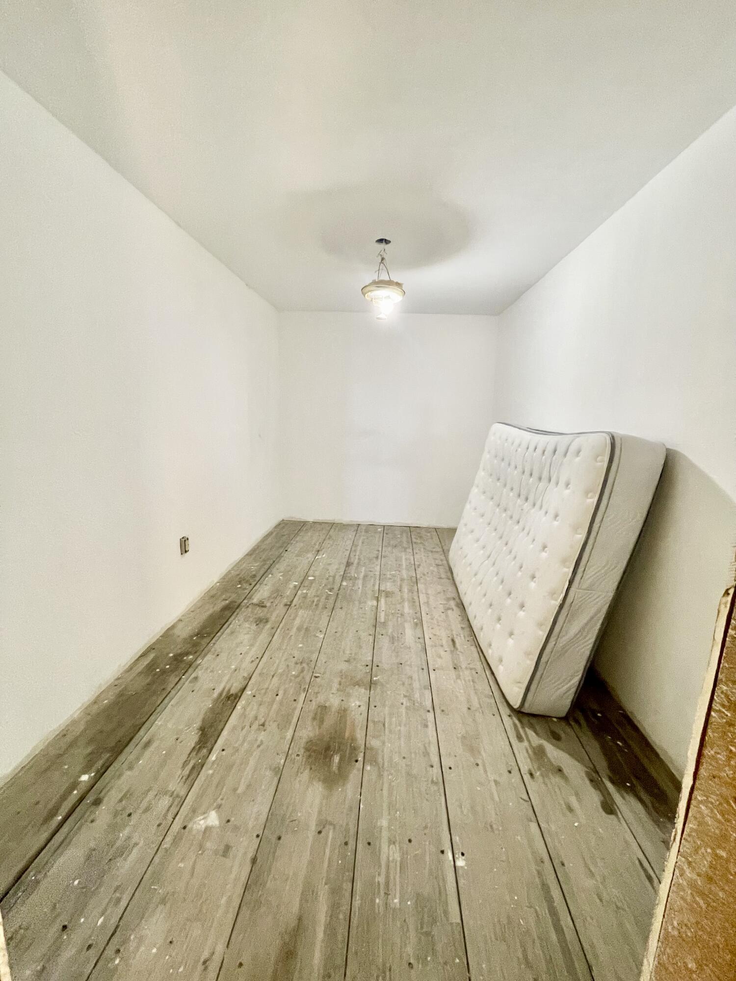 61 SORREL Avenue