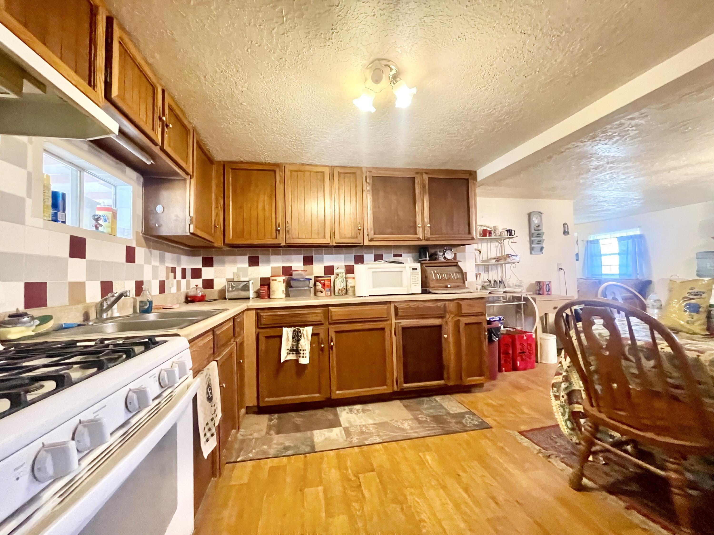 61 SORREL Avenue