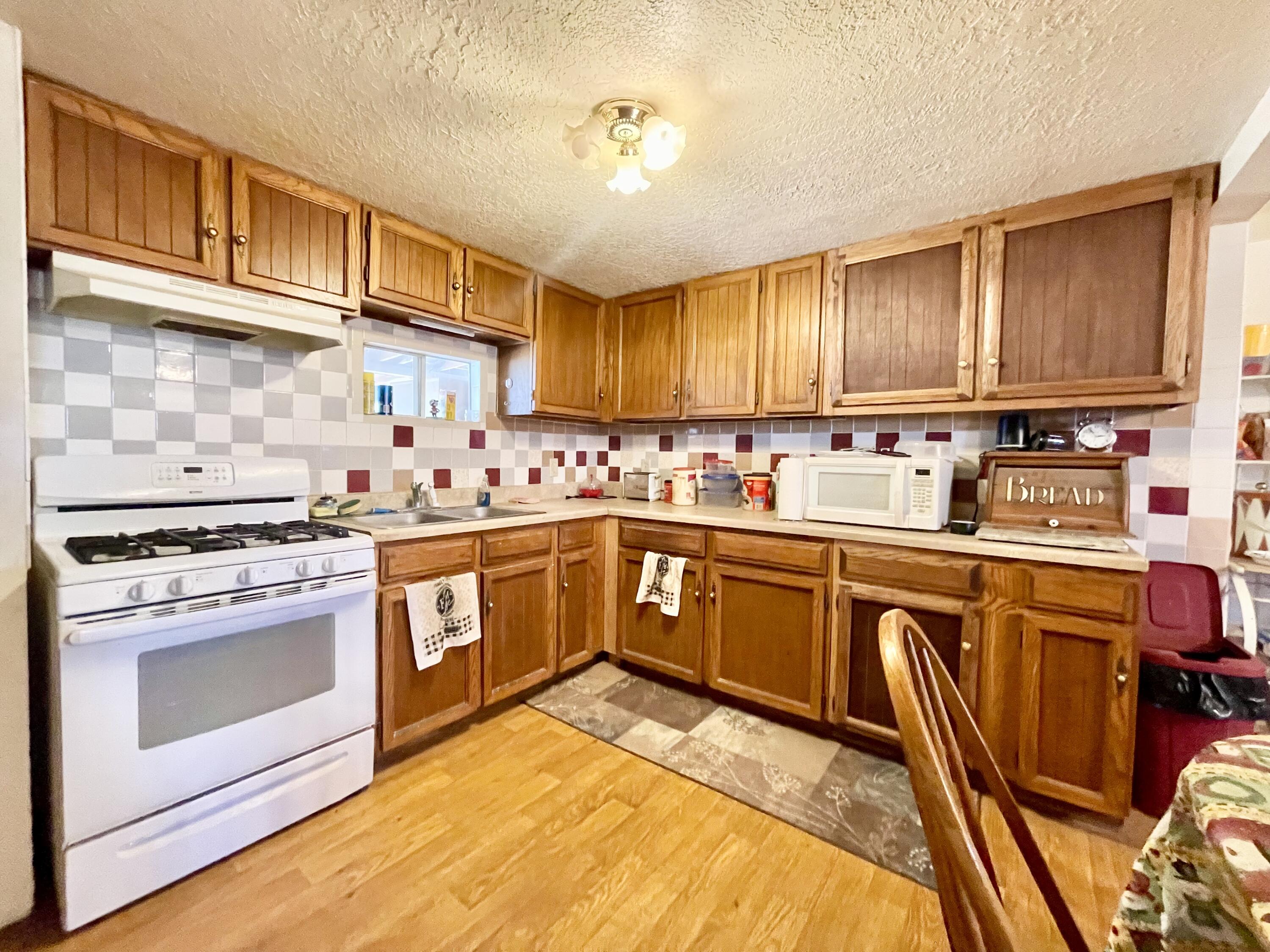 61 SORREL Avenue
