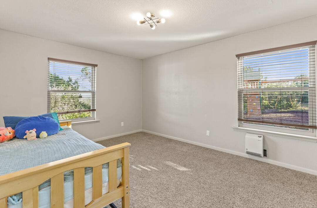 4 David Court