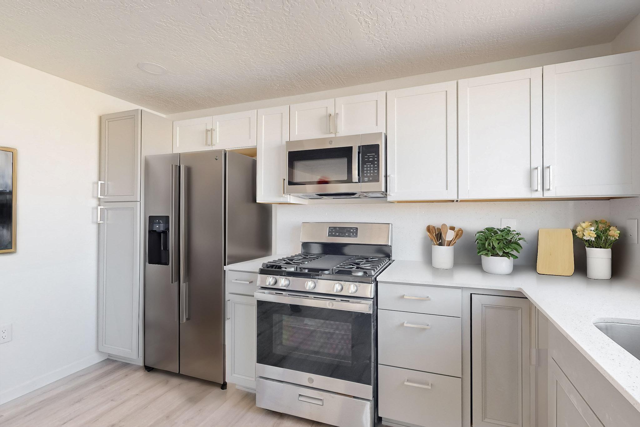 902 PALO DURO Avenue NW