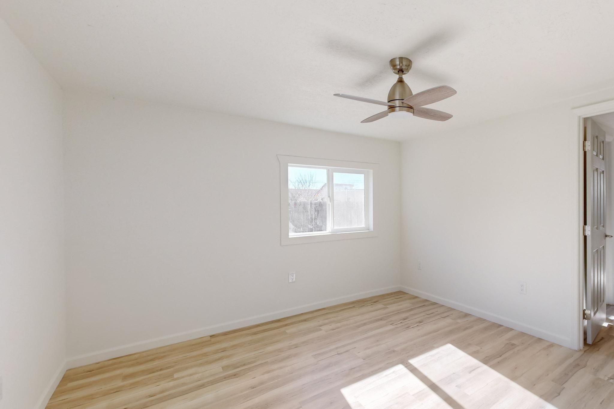 902 PALO DURO Avenue NW