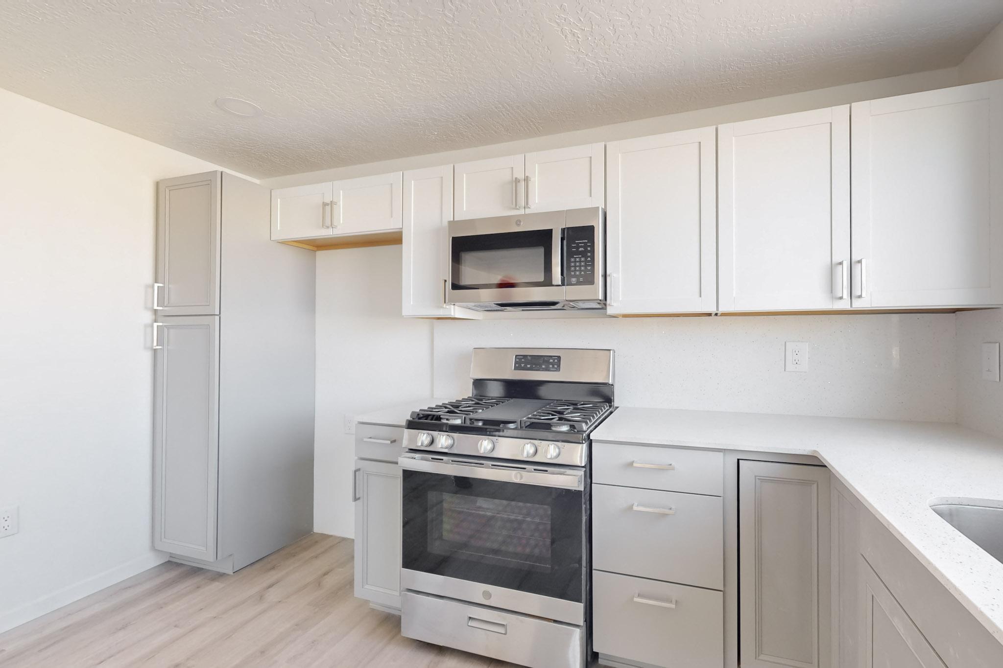 902 PALO DURO Avenue NW