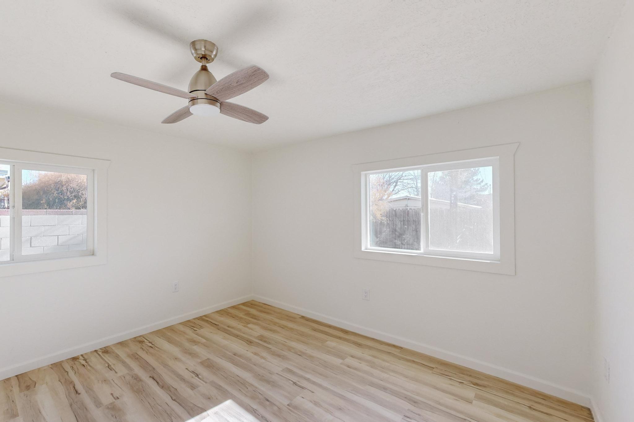 902 PALO DURO Avenue NW