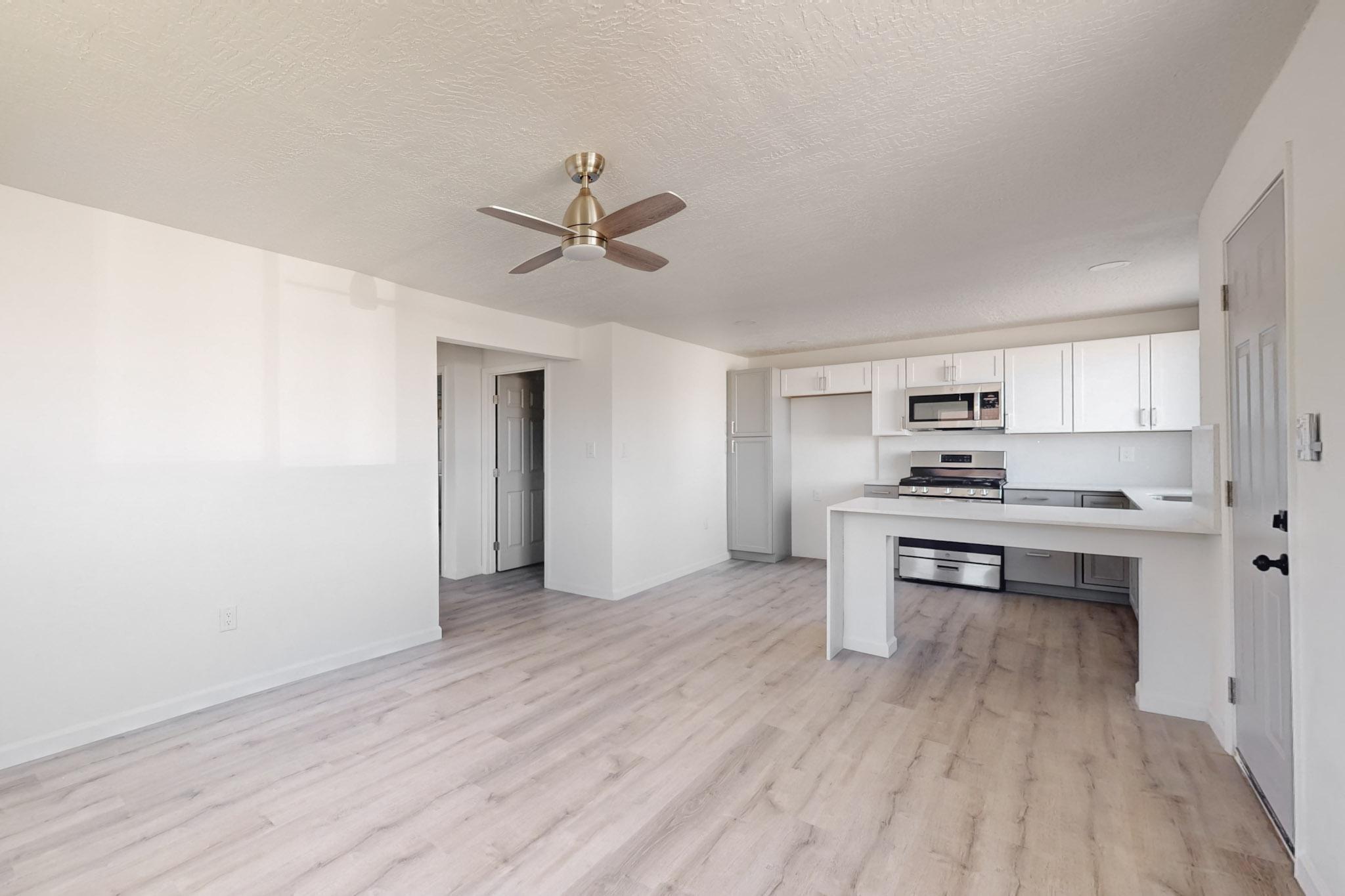 902 PALO DURO Avenue NW