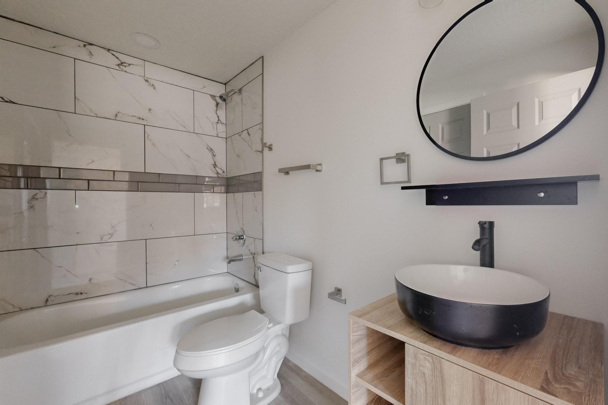 902 PALO DURO Avenue NW