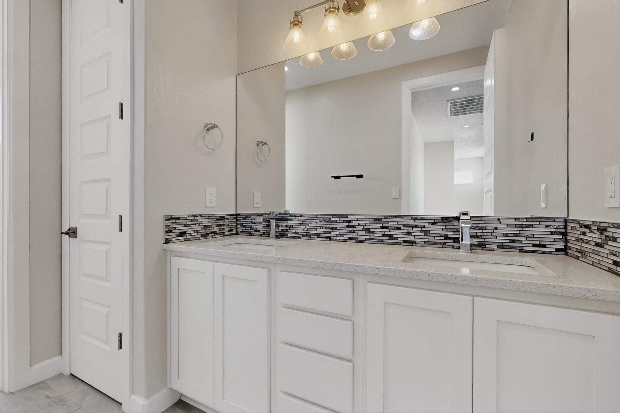 2635 Stryker Road SE