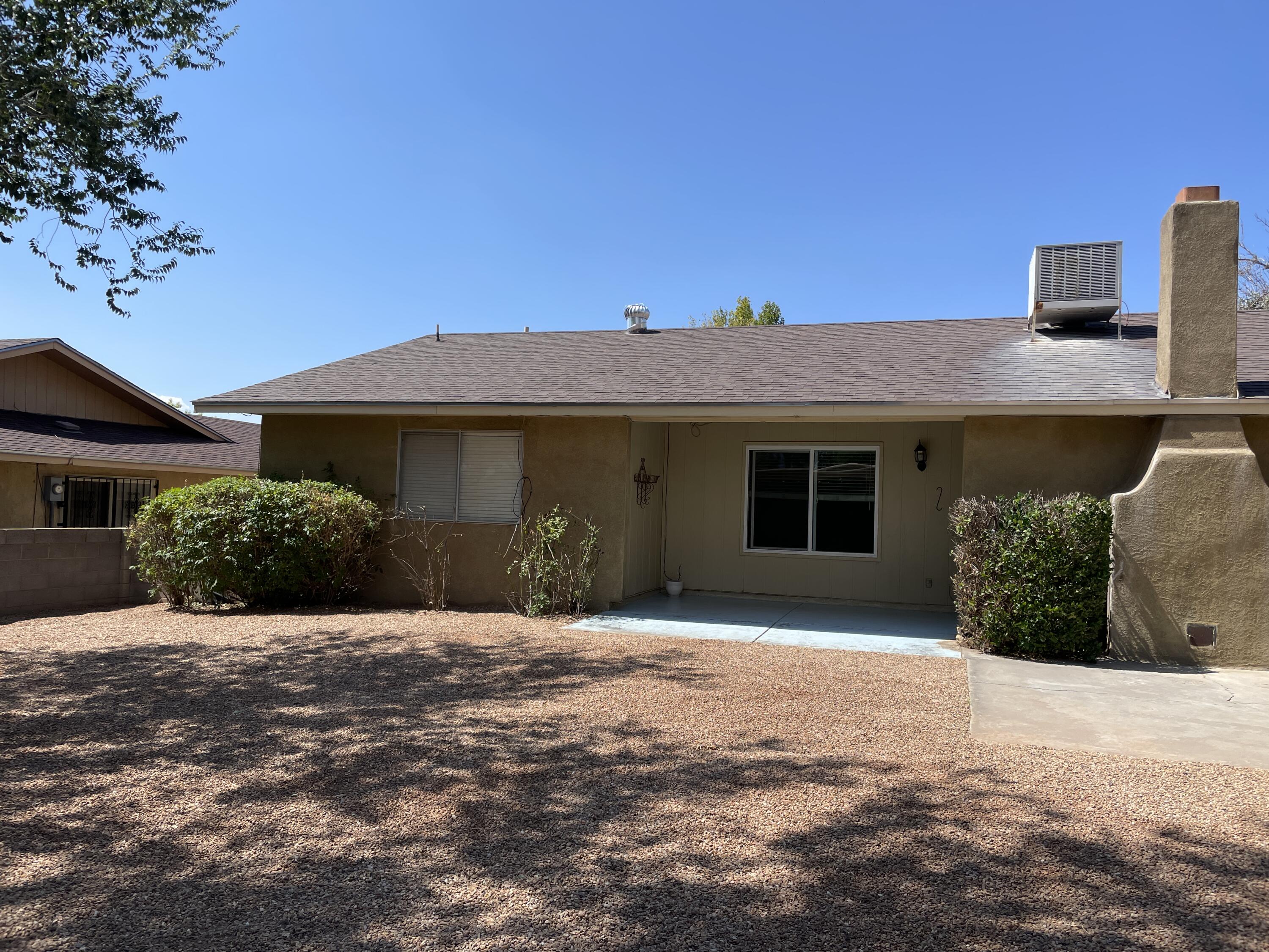 9704 AVENIDA DE LA LUNA NE