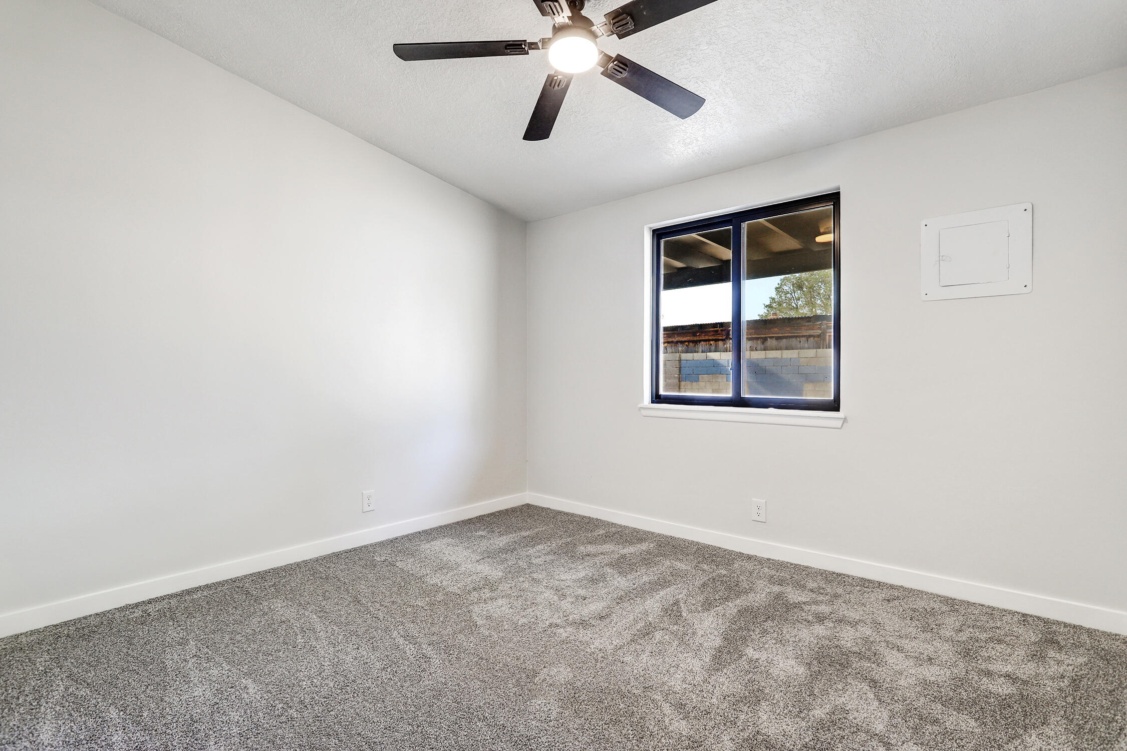 11705 PALO DURO Avenue NE