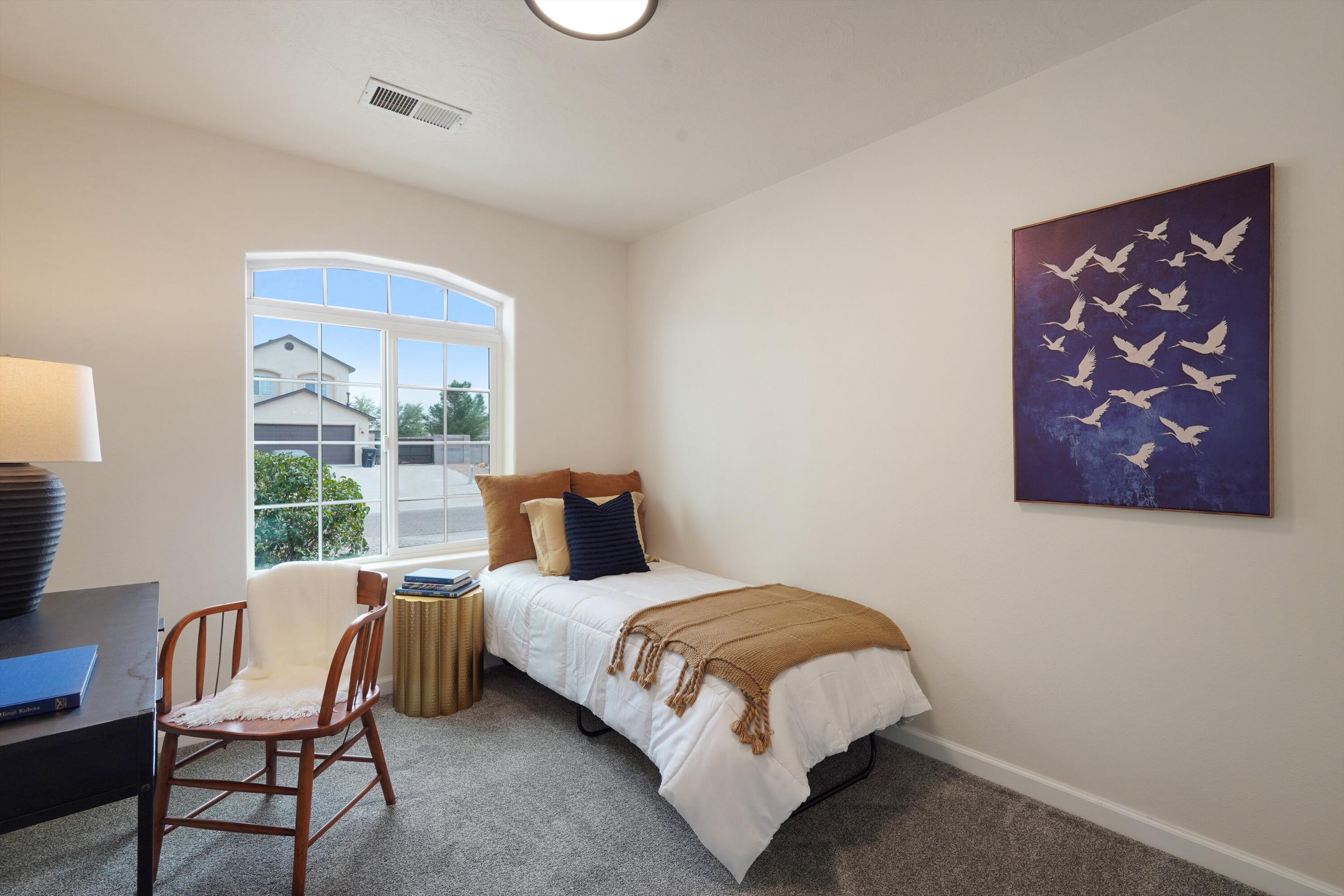 5 Alamosa Loop NE