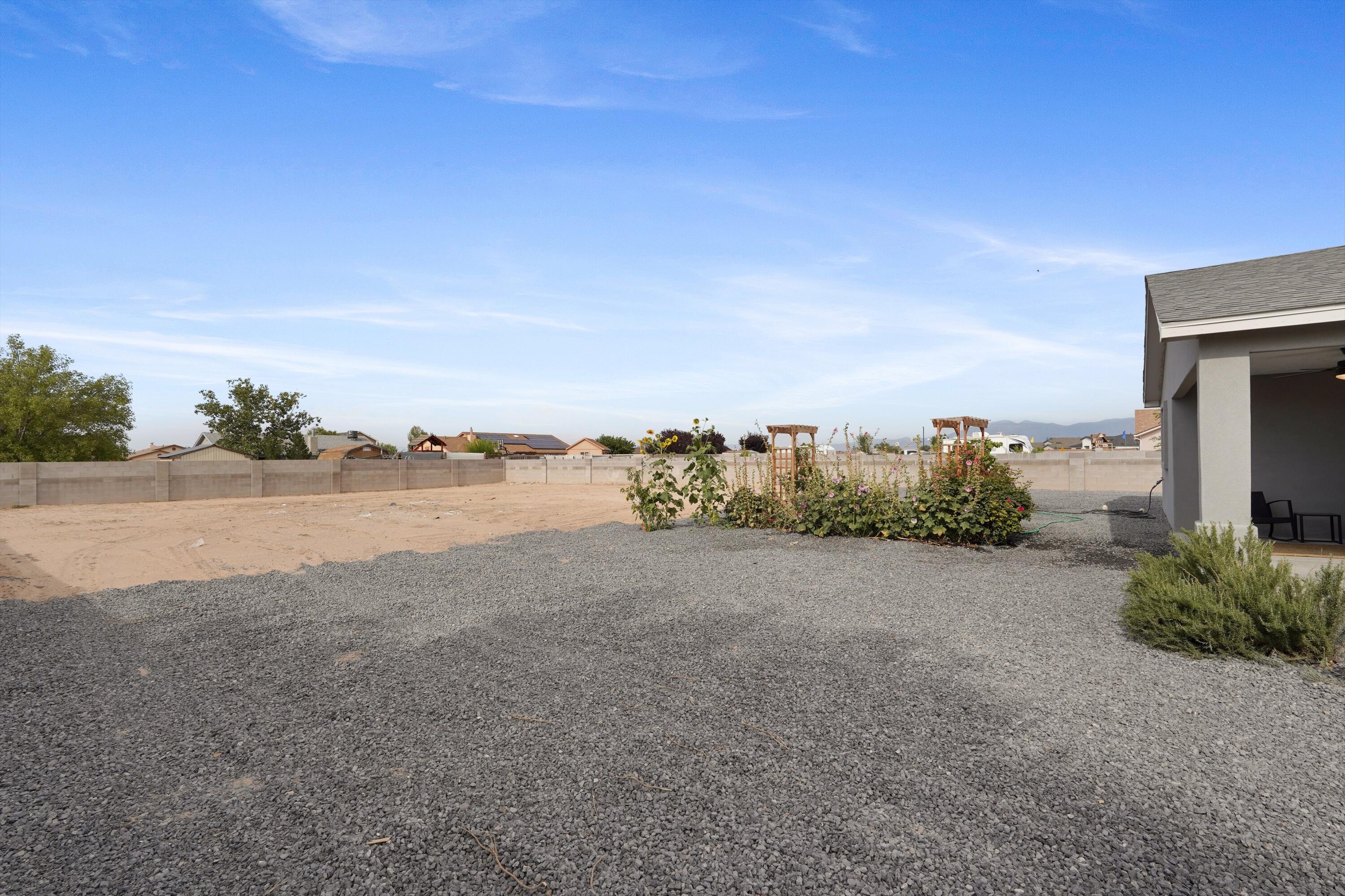 5 Alamosa Loop NE
