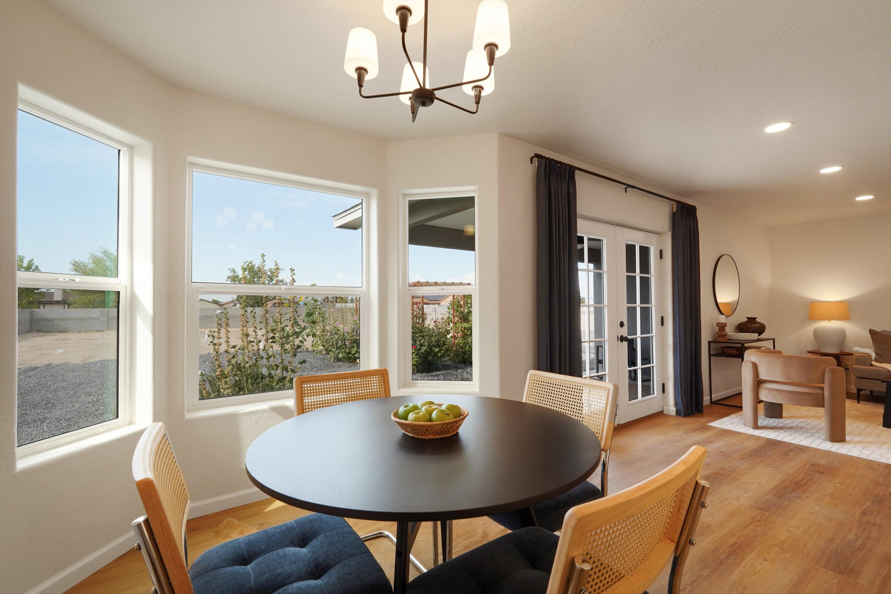 5 Alamosa Loop NE