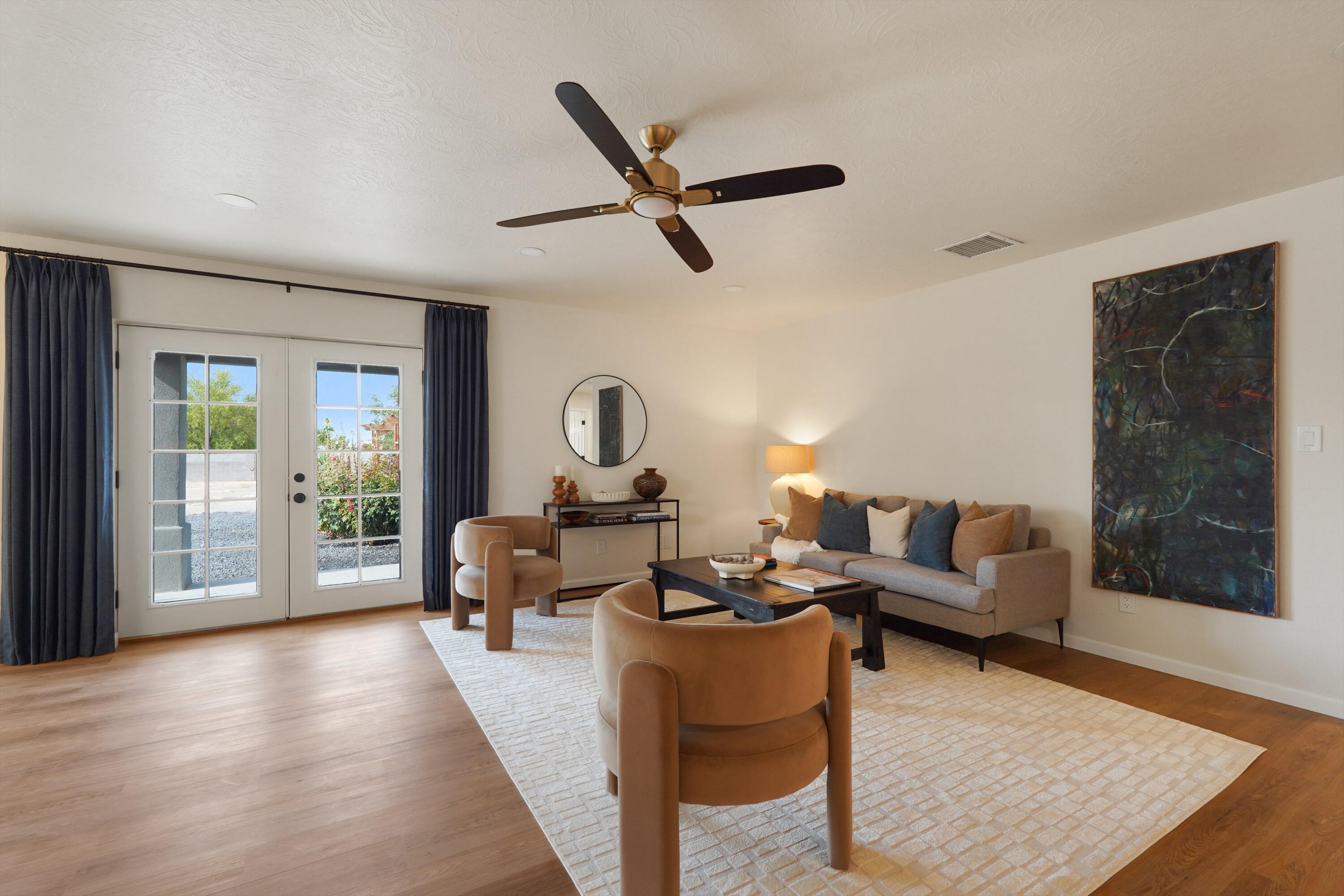 5 Alamosa Loop NE