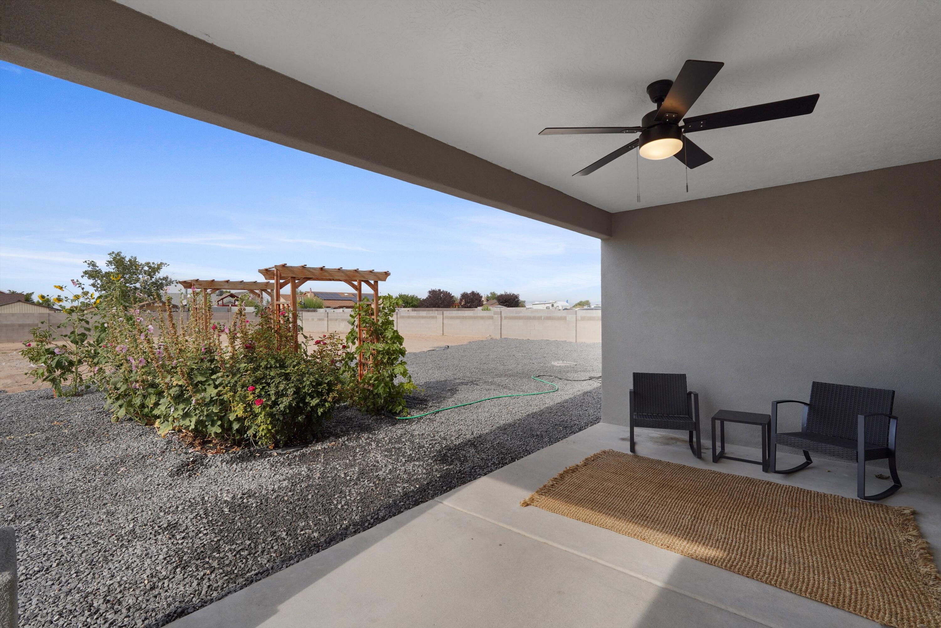 5 Alamosa Loop NE