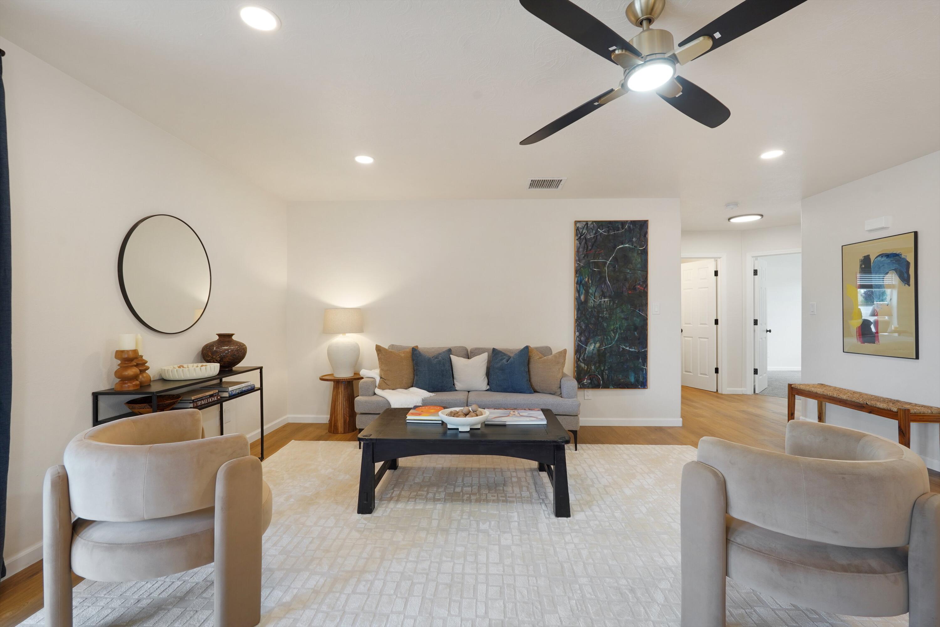 5 Alamosa Loop NE