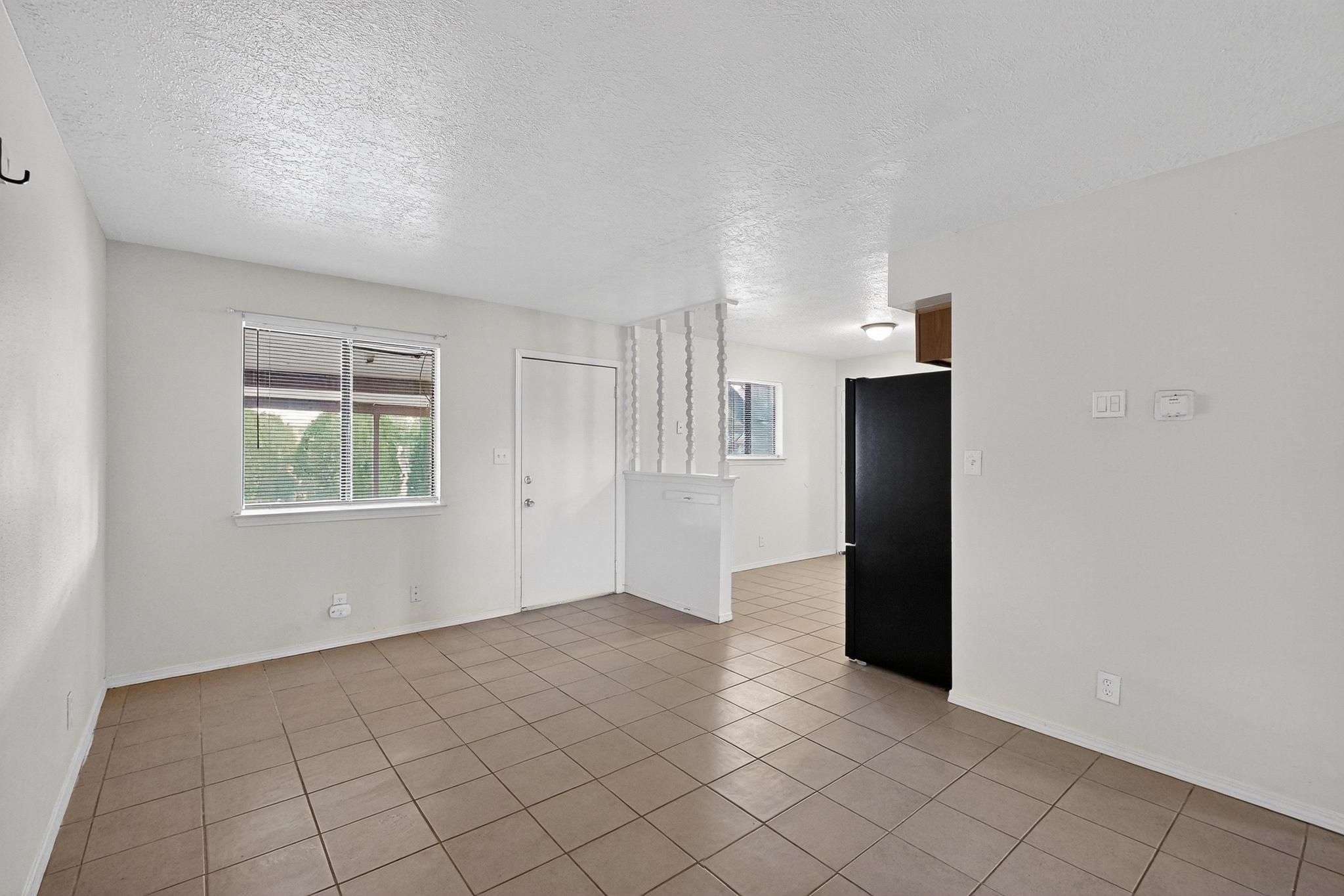 75 DARLENE Road SE