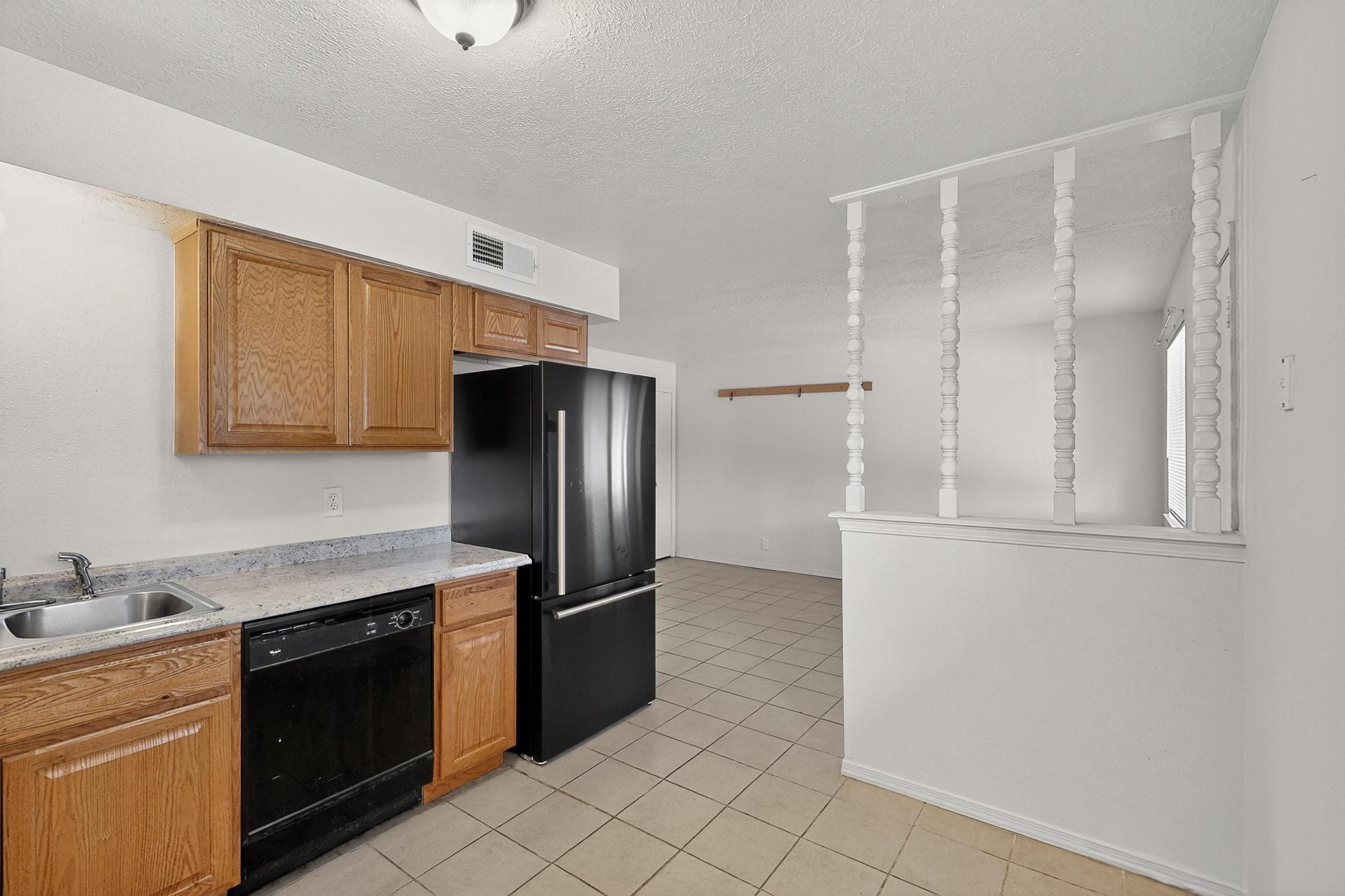 75 DARLENE Road SE