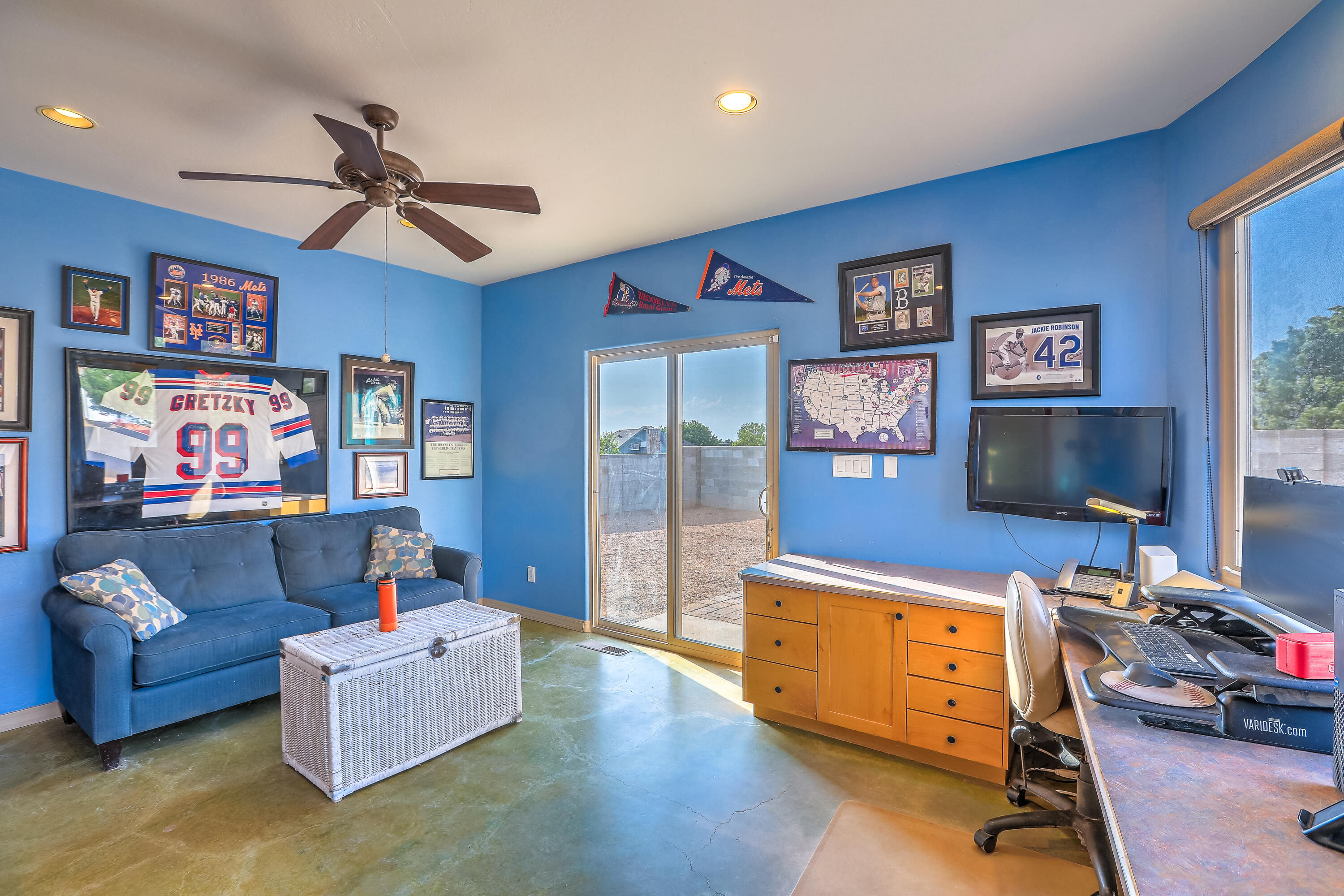 12101 EAGLE ROCK Avenue NE