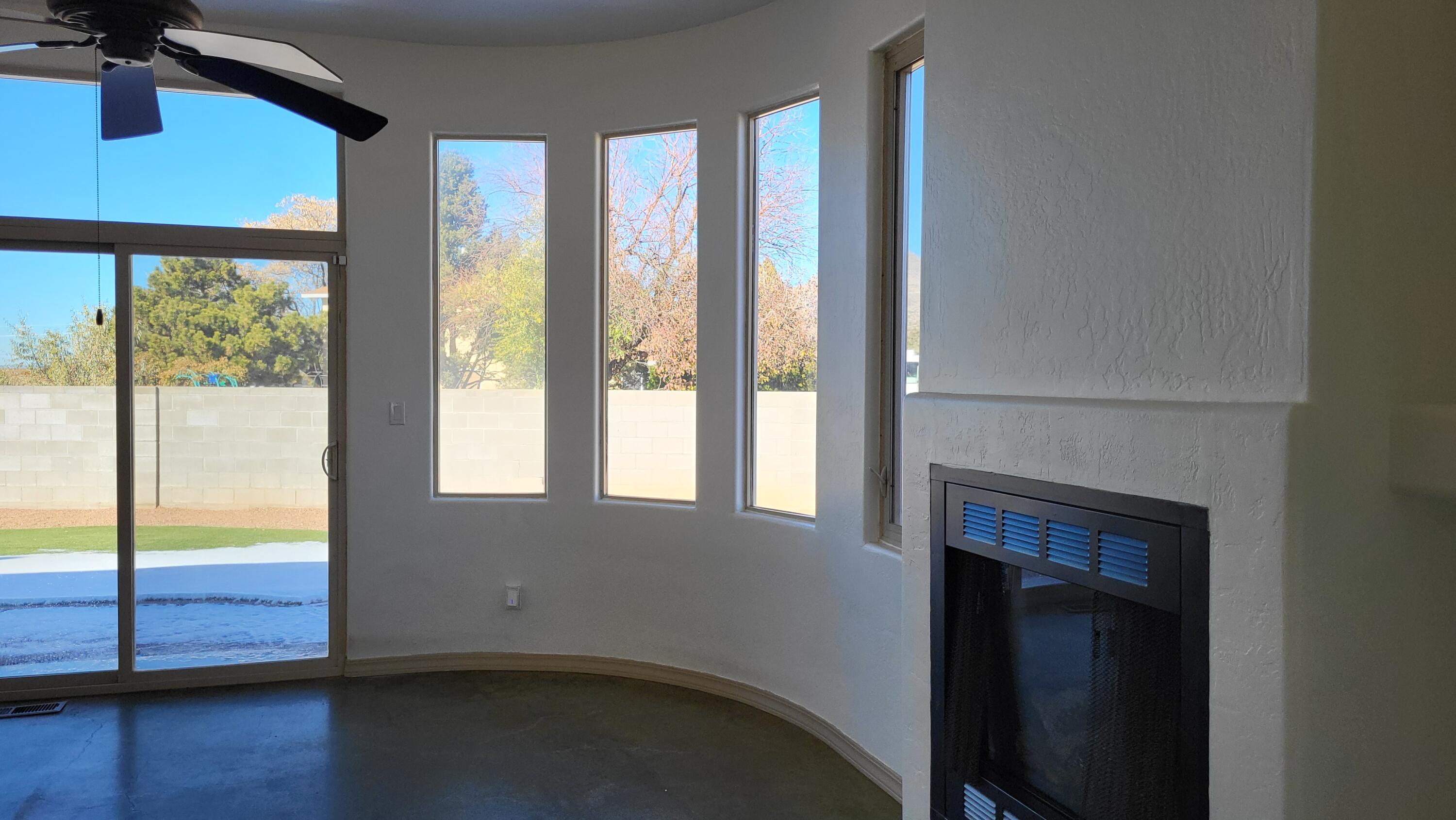 12101 EAGLE ROCK Avenue NE