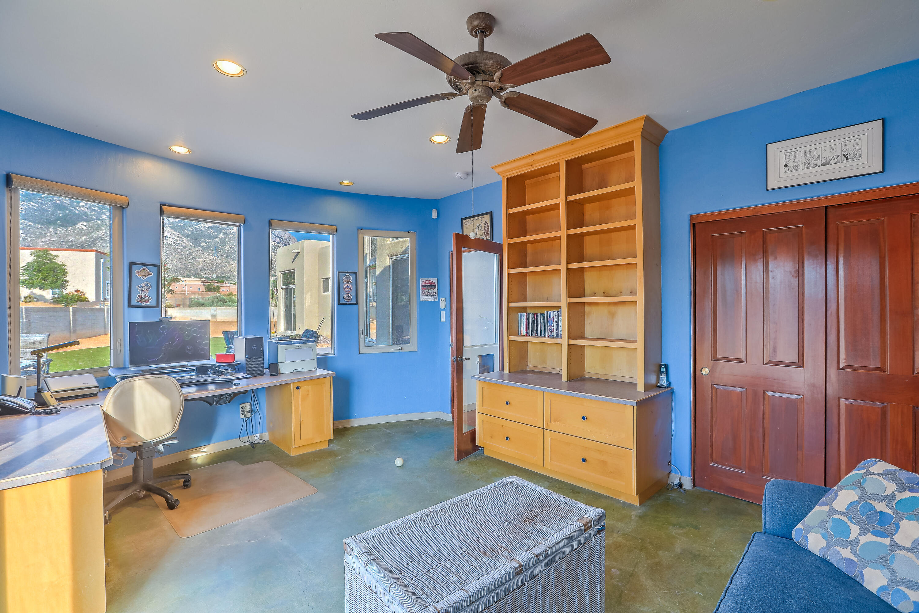 12101 EAGLE ROCK Avenue NE