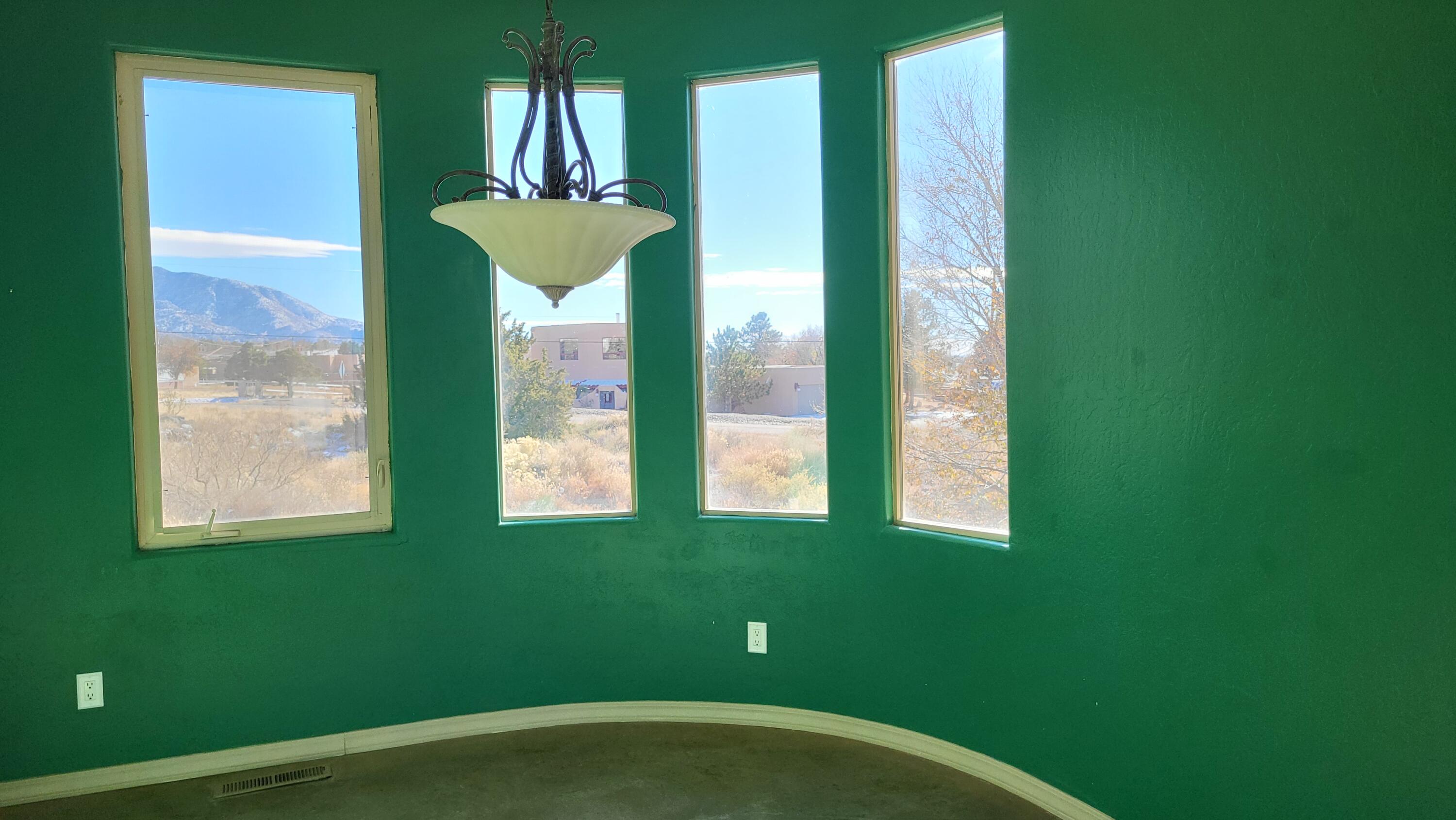 12101 EAGLE ROCK Avenue NE