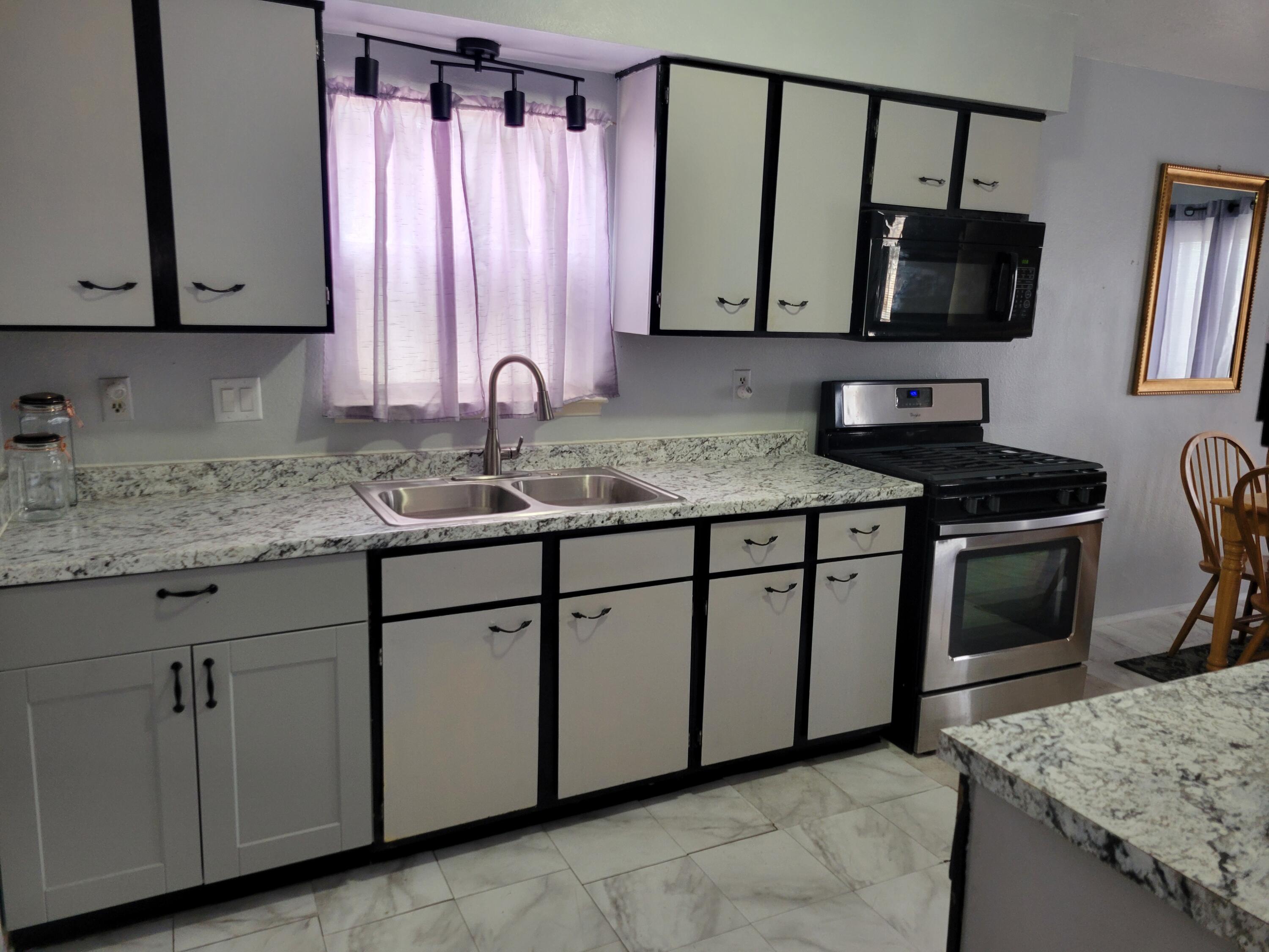 8824 Robby Avenue SW