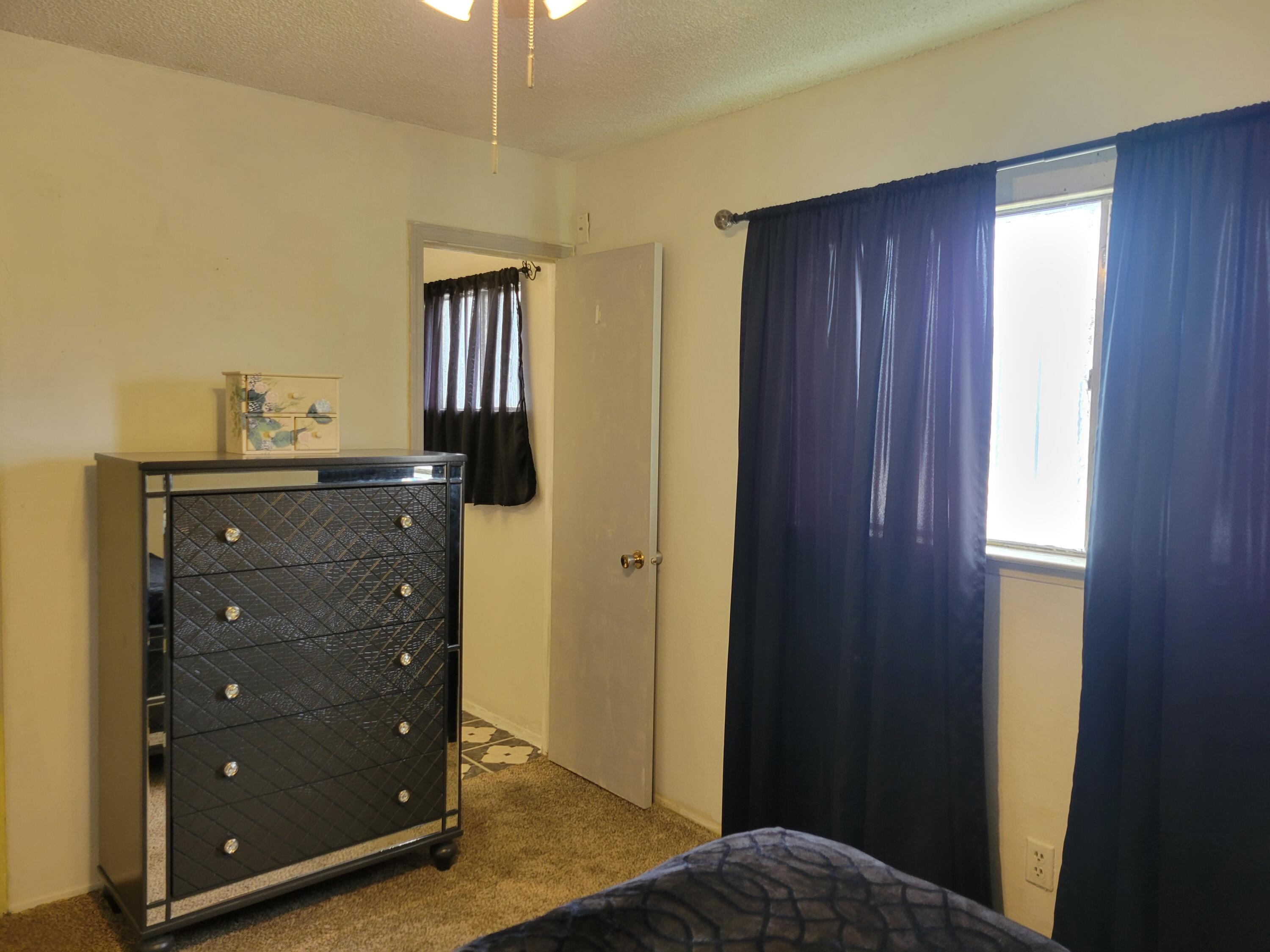 8824 Robby Avenue SW