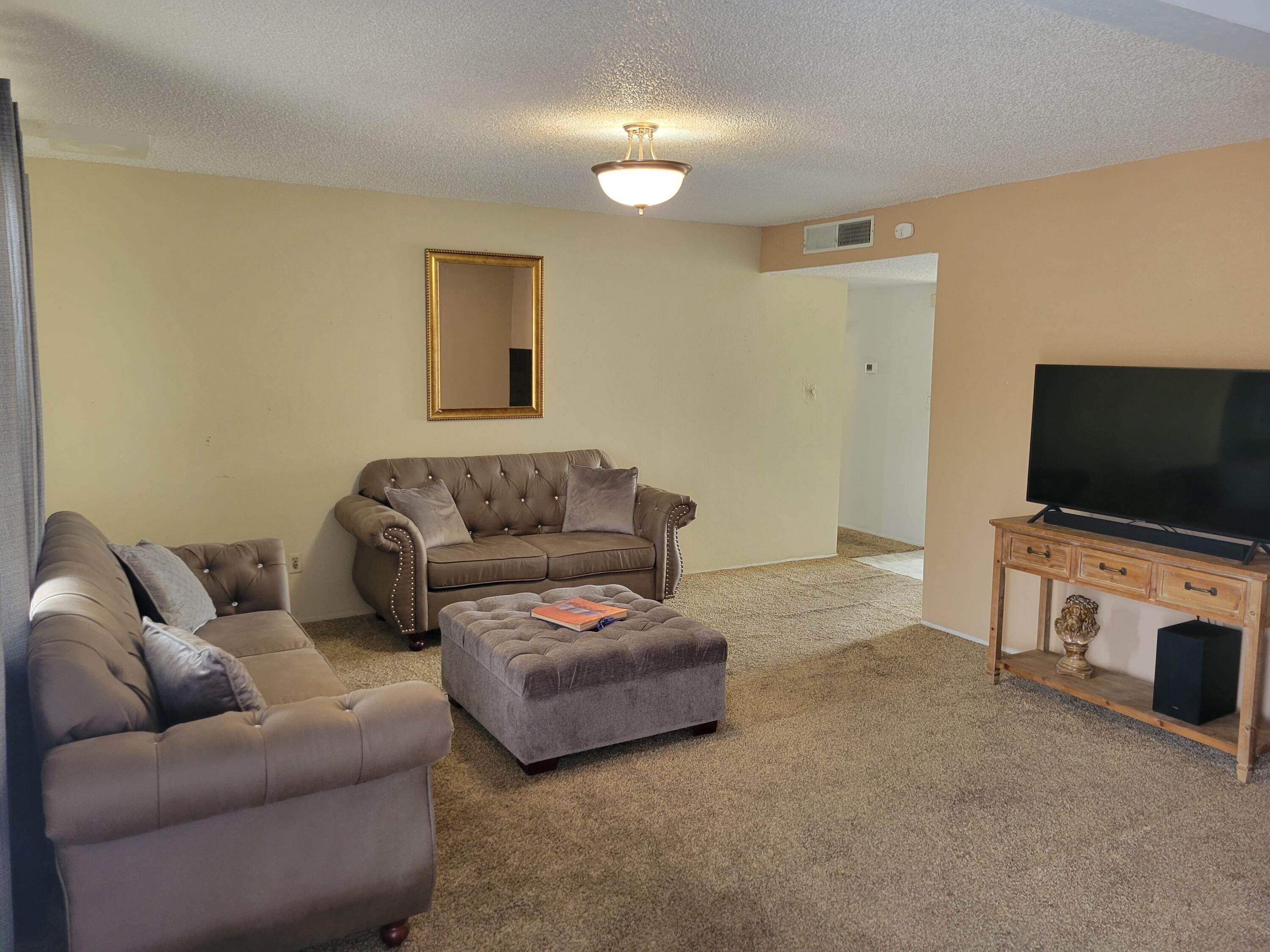 8824 Robby Avenue SW