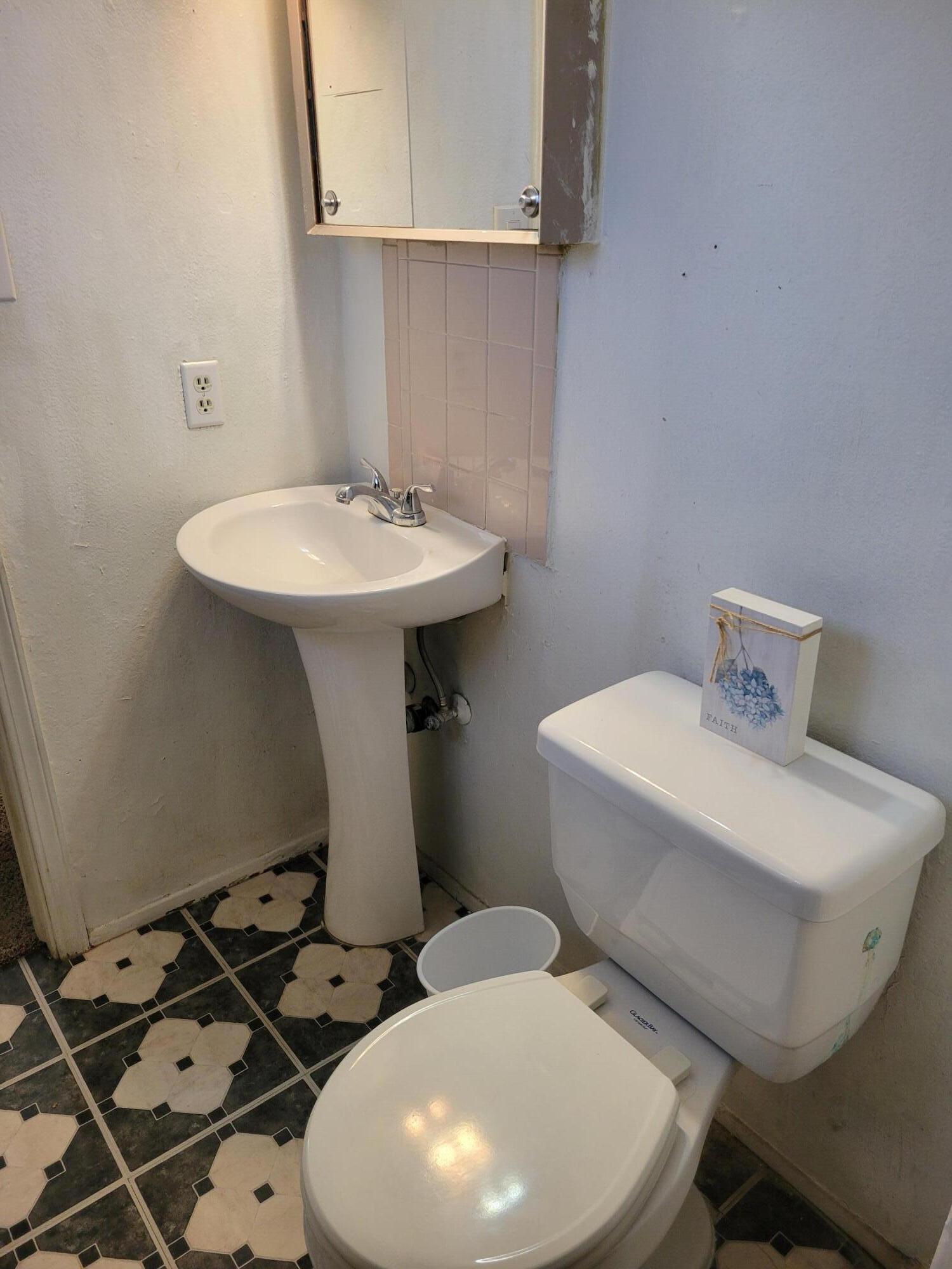 8824 Robby Avenue SW