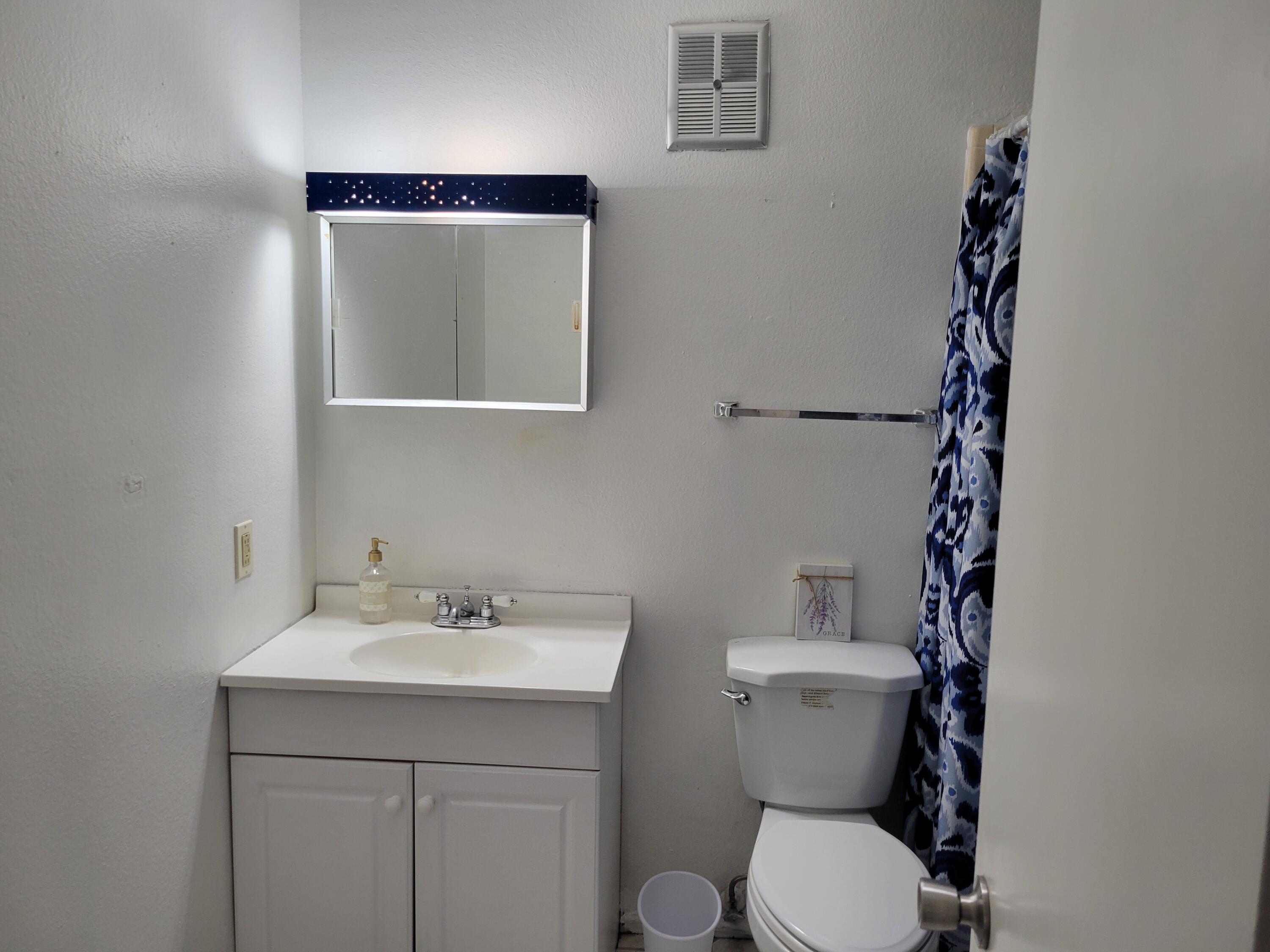 8824 Robby Avenue SW