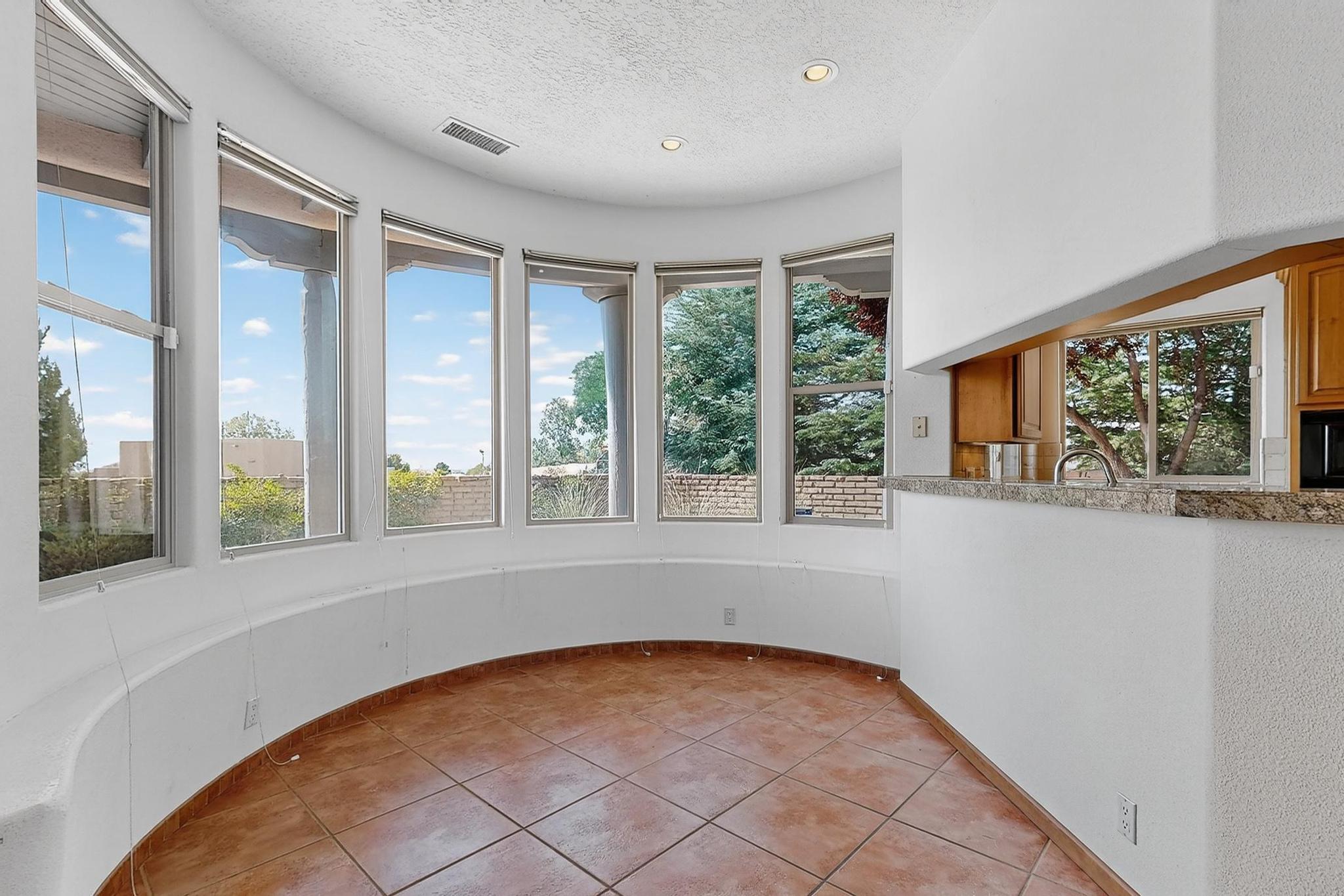 179 TIERRA ENCANTADA