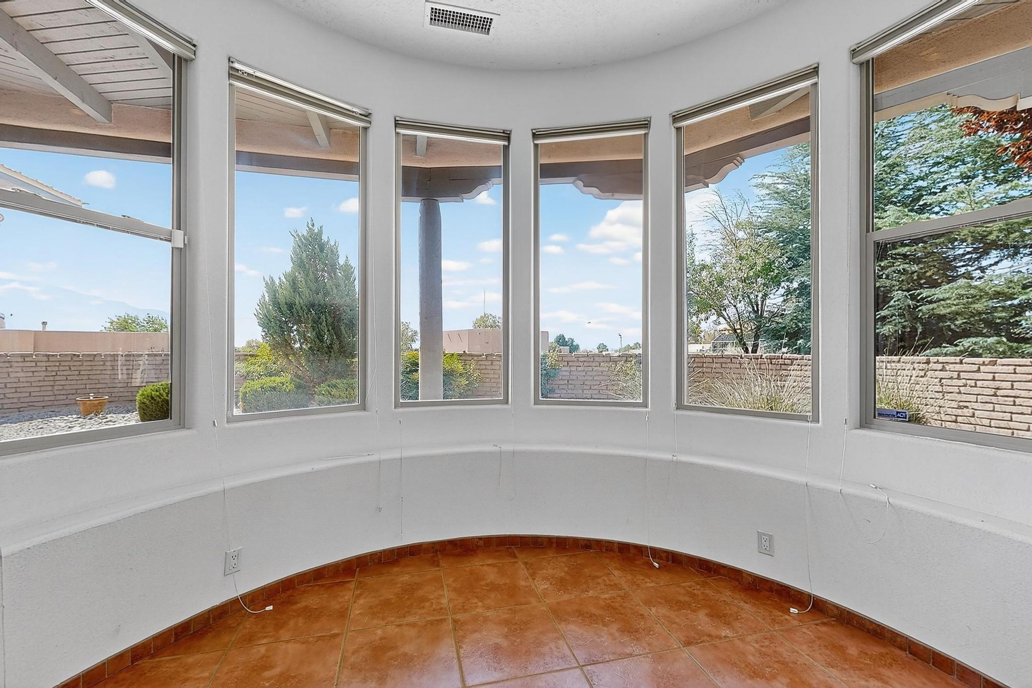 179 TIERRA ENCANTADA