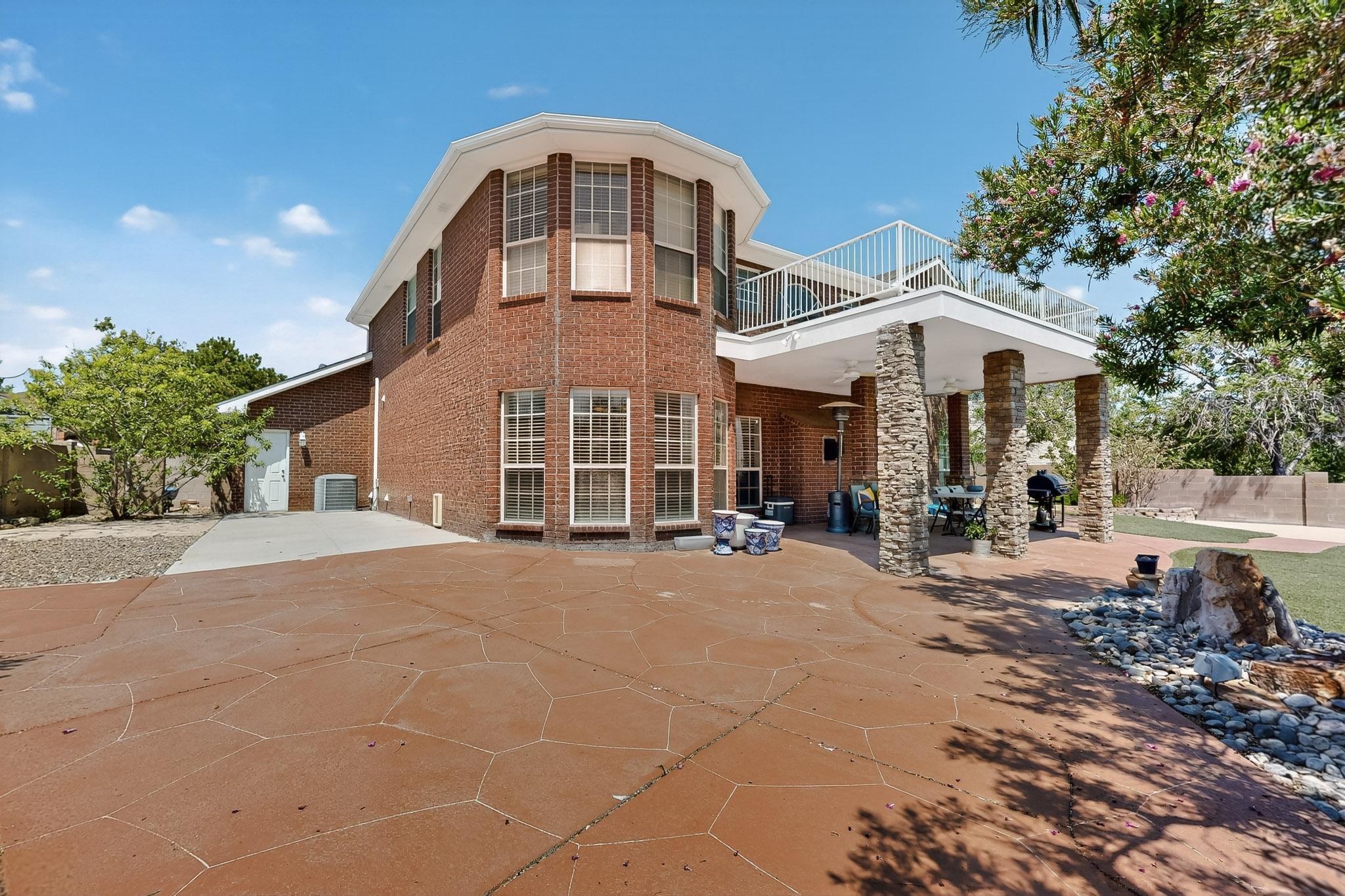 2840 W ISLAND Loop SE