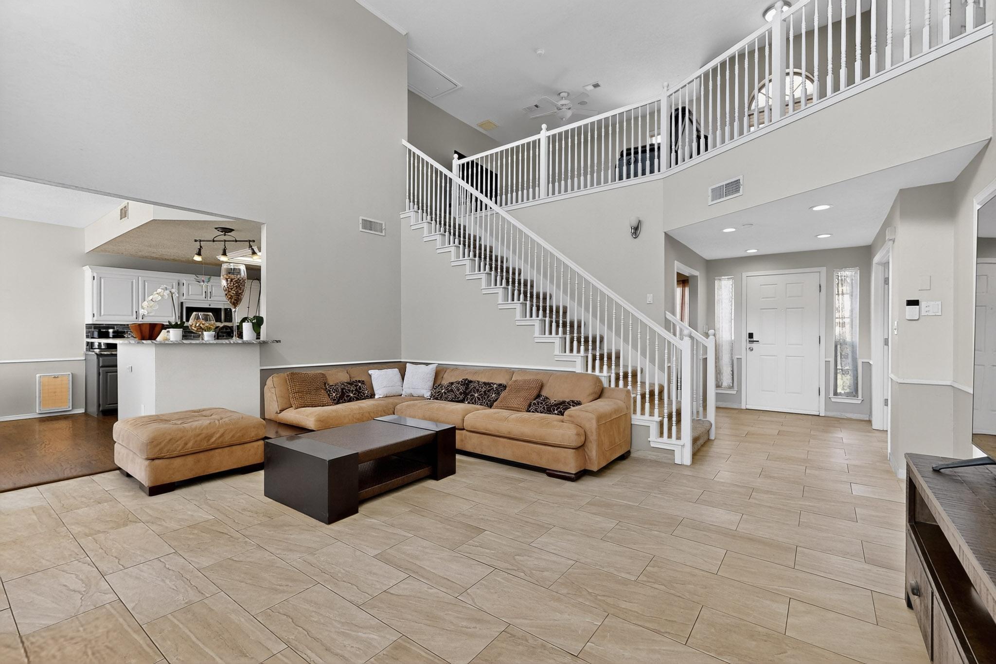 2840 W ISLAND Loop SE
