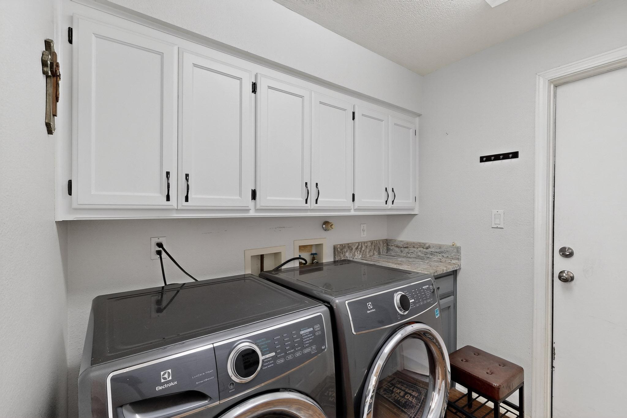 2840 W ISLAND Loop SE