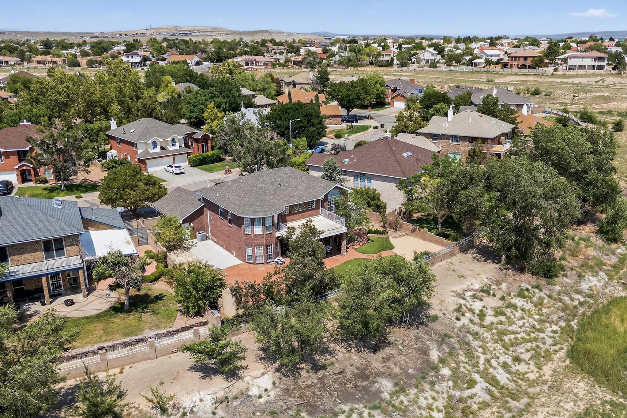 2840 W ISLAND Loop SE